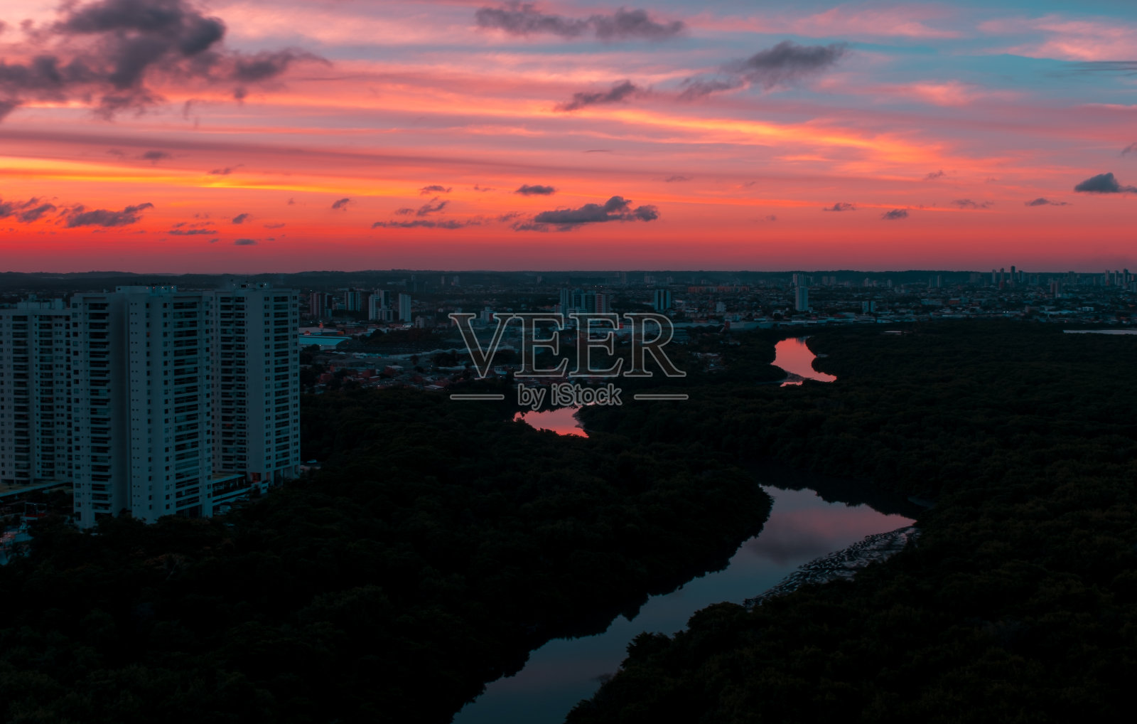 Boa Viagem社区的日落照片摄影图片