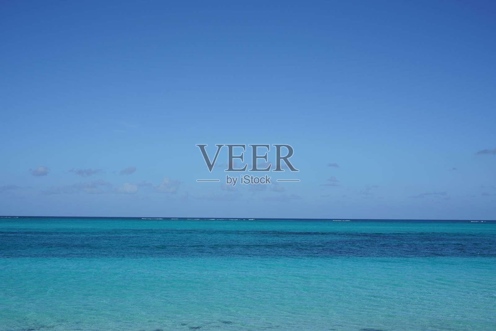 蓝天和大海照片摄影图片