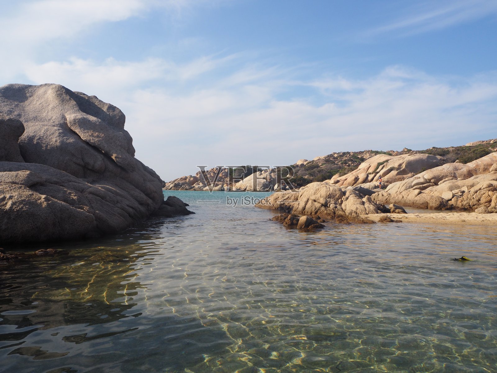 Cala Serana在卡布里拉岛，在马达莱纳岛，撒丁岛，意大利照片摄影图片