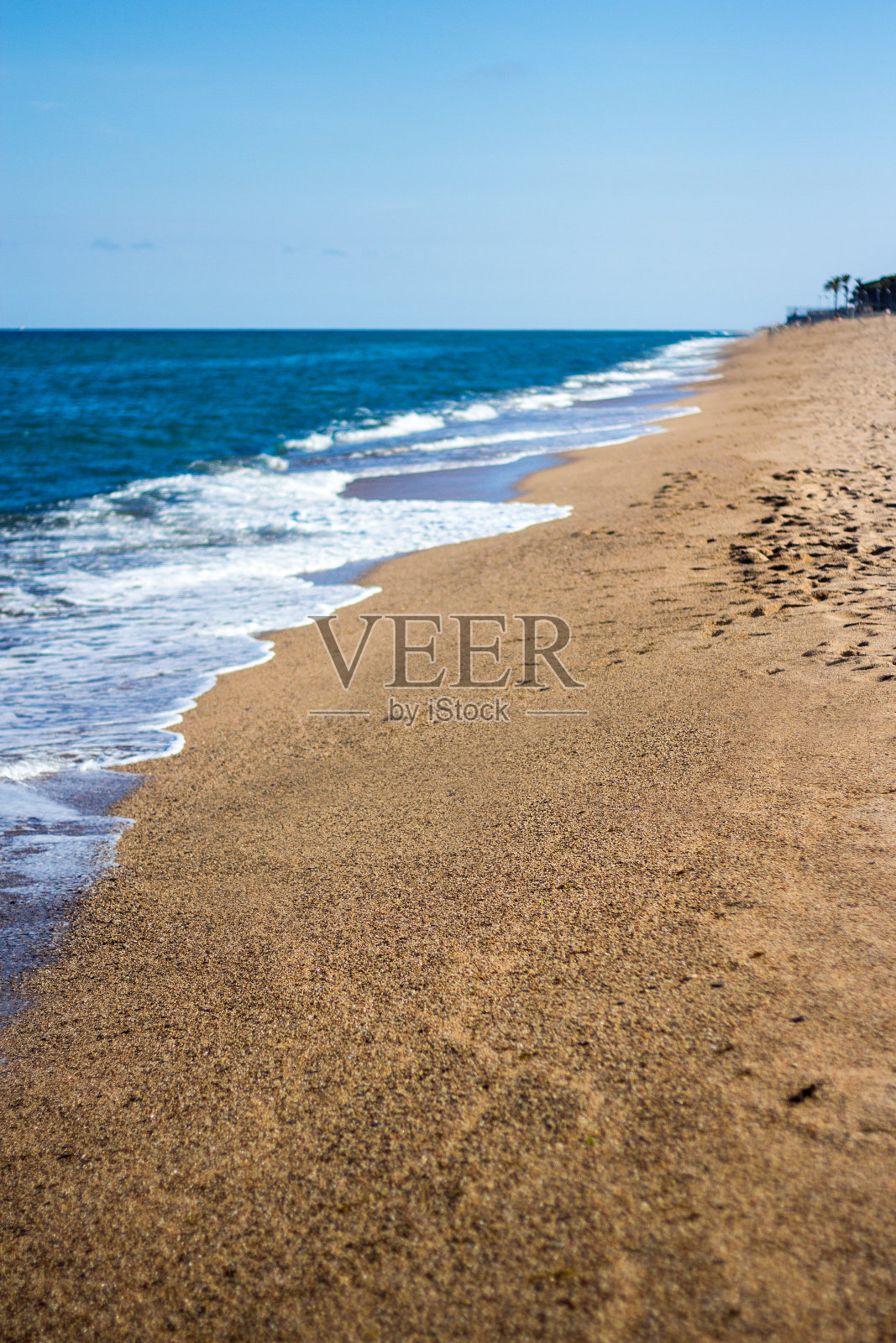 度假和旅游背景-夏日海滩与金色的沙子照片摄影图片