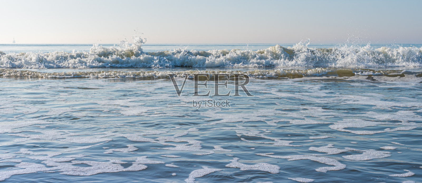 北海冲浪照片摄影图片