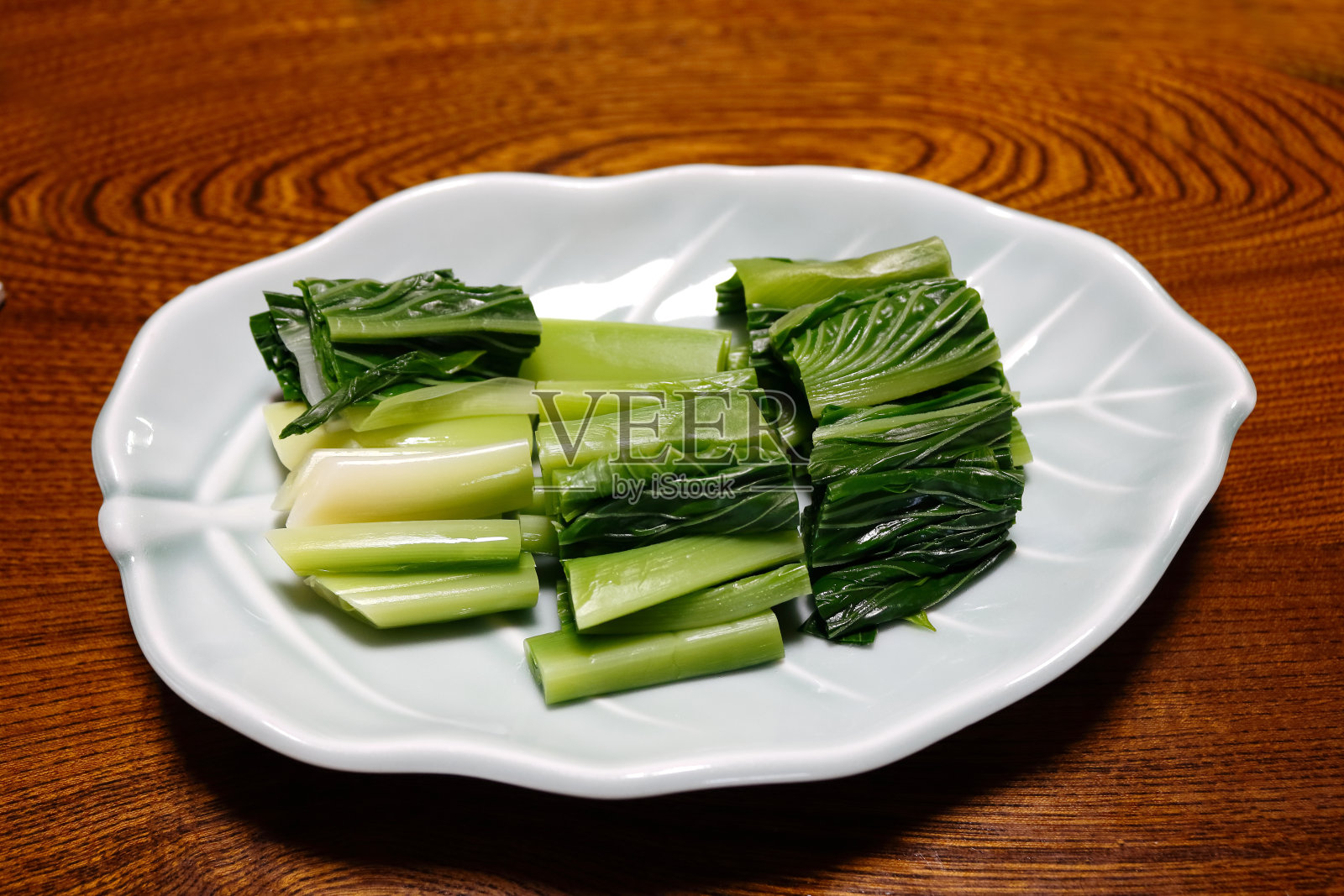 日本山地草本，鸵鸟蕨照片摄影图片