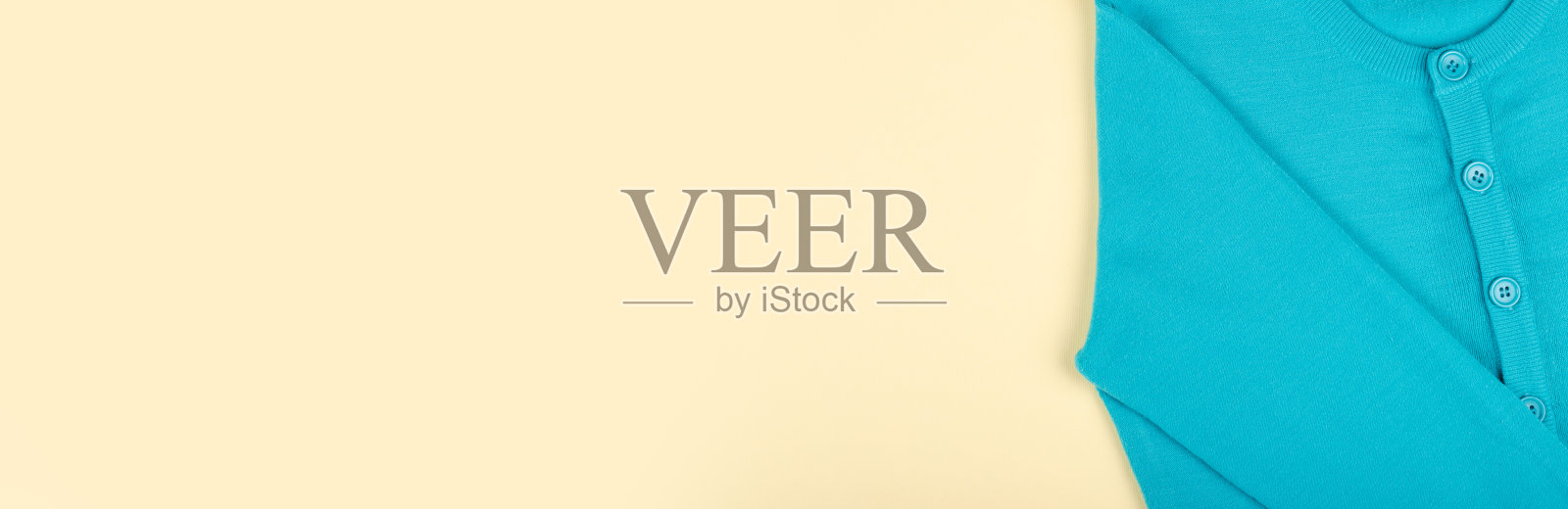 纺织品、衬衫组成上的颜色背景。平面铺设，布局和桌面模型与复制空间。照片摄影图片