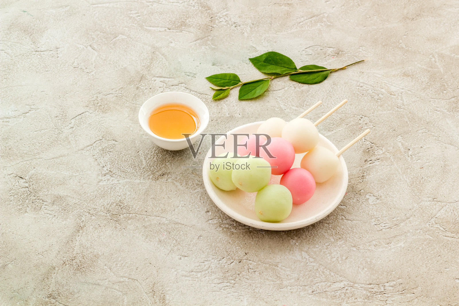 亚洲烹饪背景-传统的糖果丹哥，饺子，年糕照片摄影图片