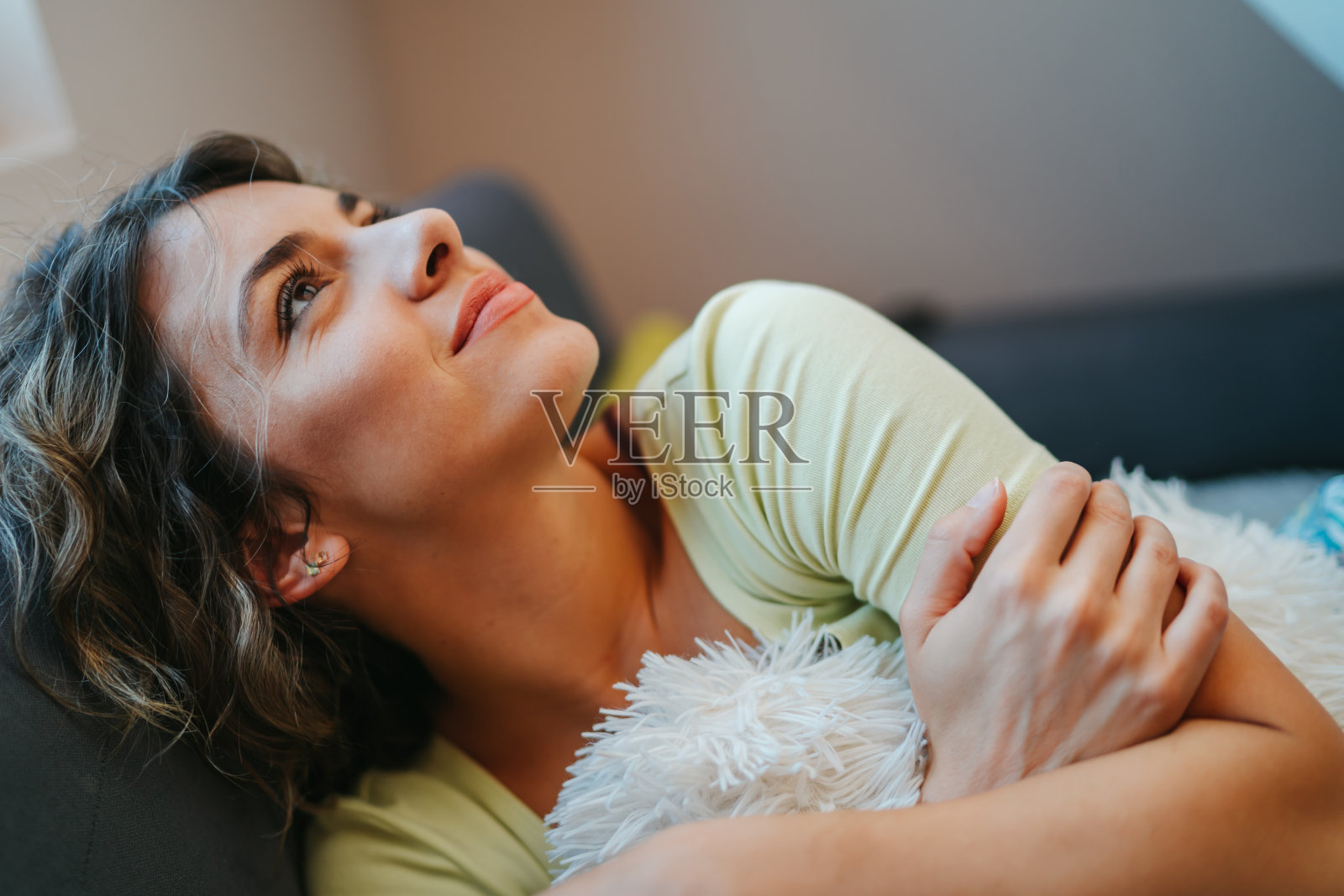 甜蜜之家照片摄影图片