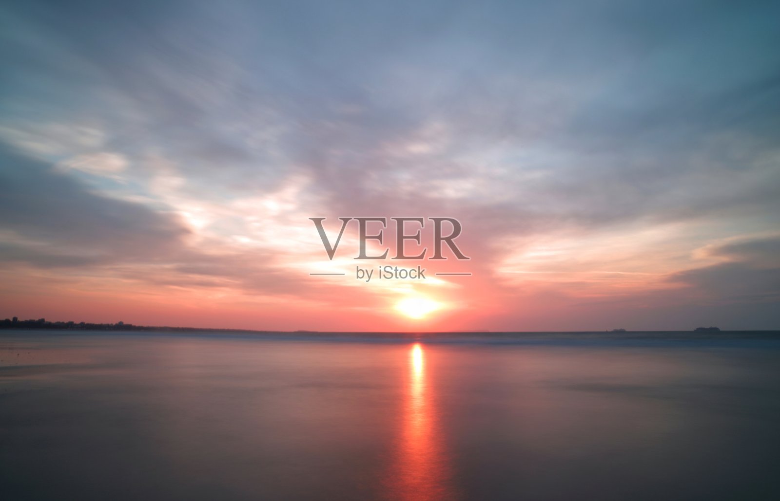 深红色的光照片摄影图片