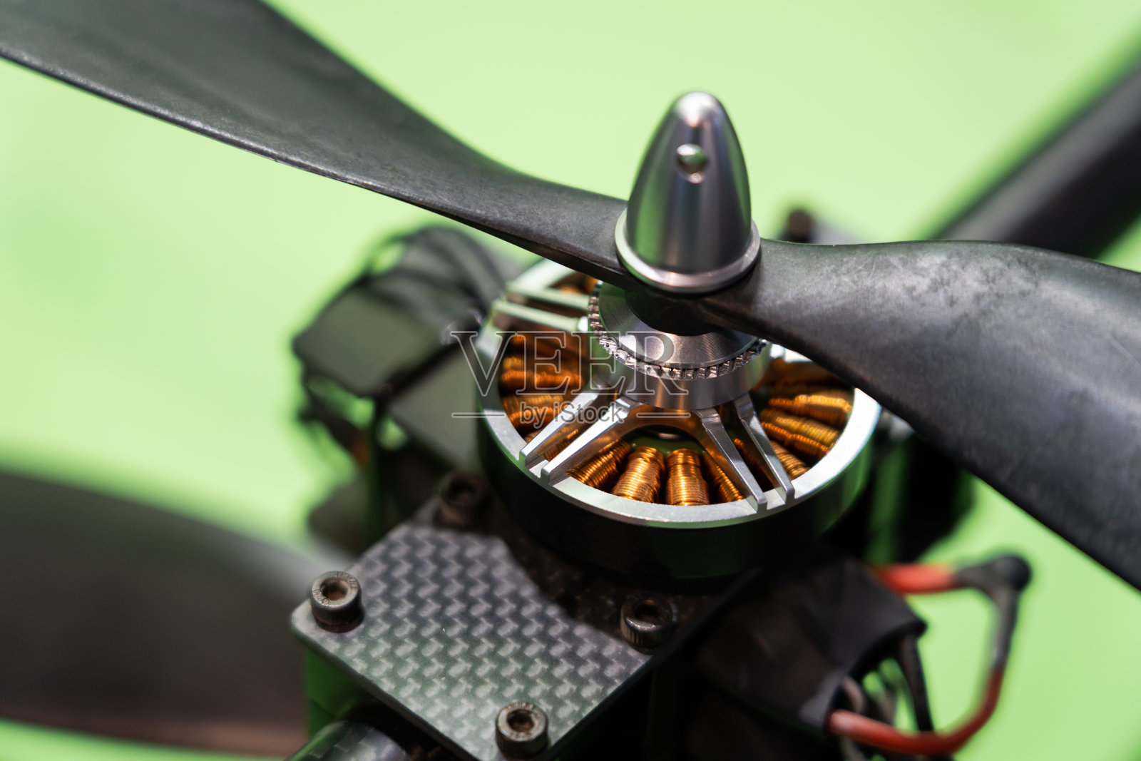 无人机螺旋桨特写照片摄影图片