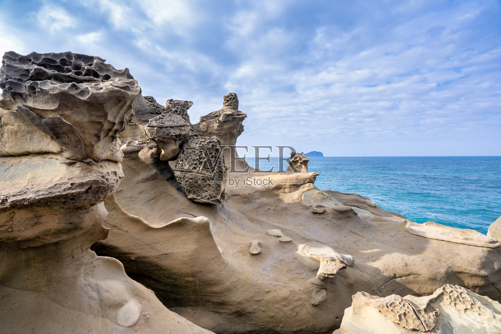 台湾新台北市深澳基隆沿海象鼻岩。照片摄影图片