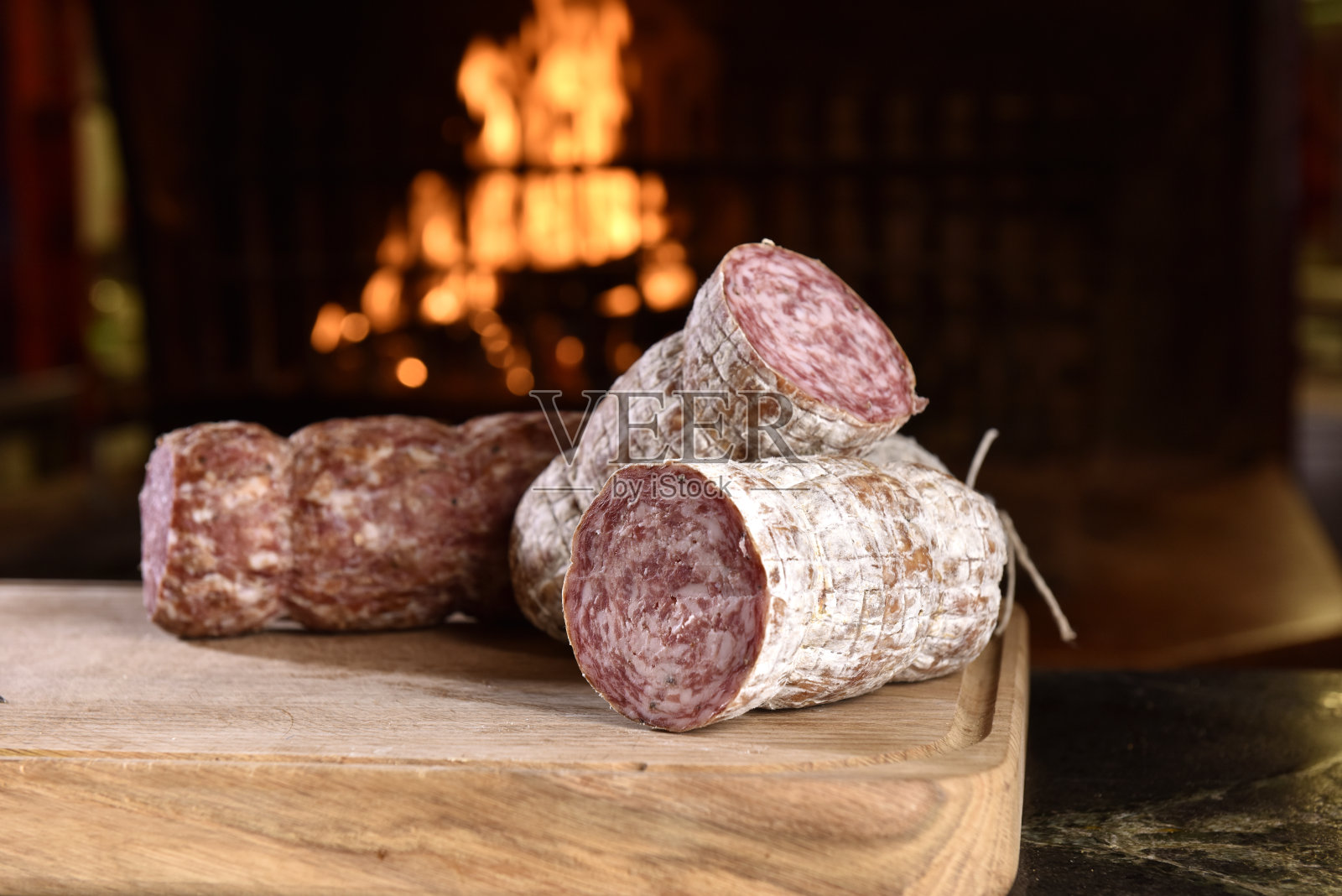 意大利香肠，手工制作，意大利制造，照片摄影图片