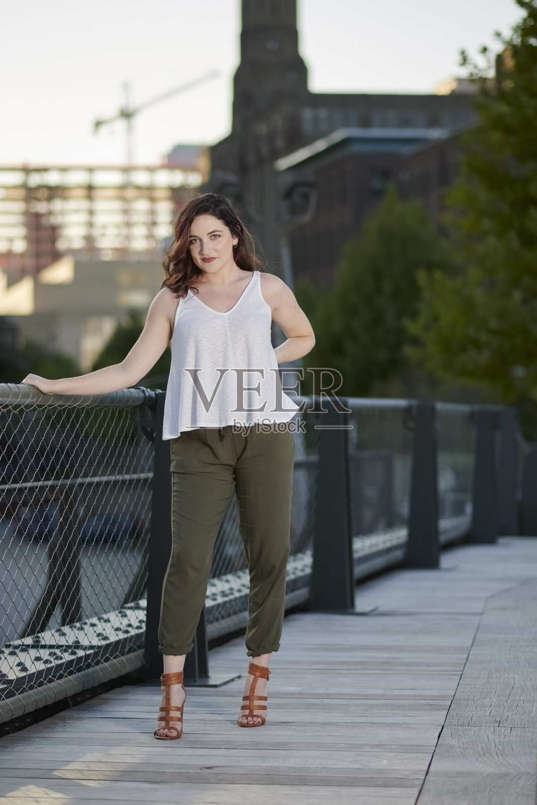 时尚-铁路步道城市公园照片摄影图片