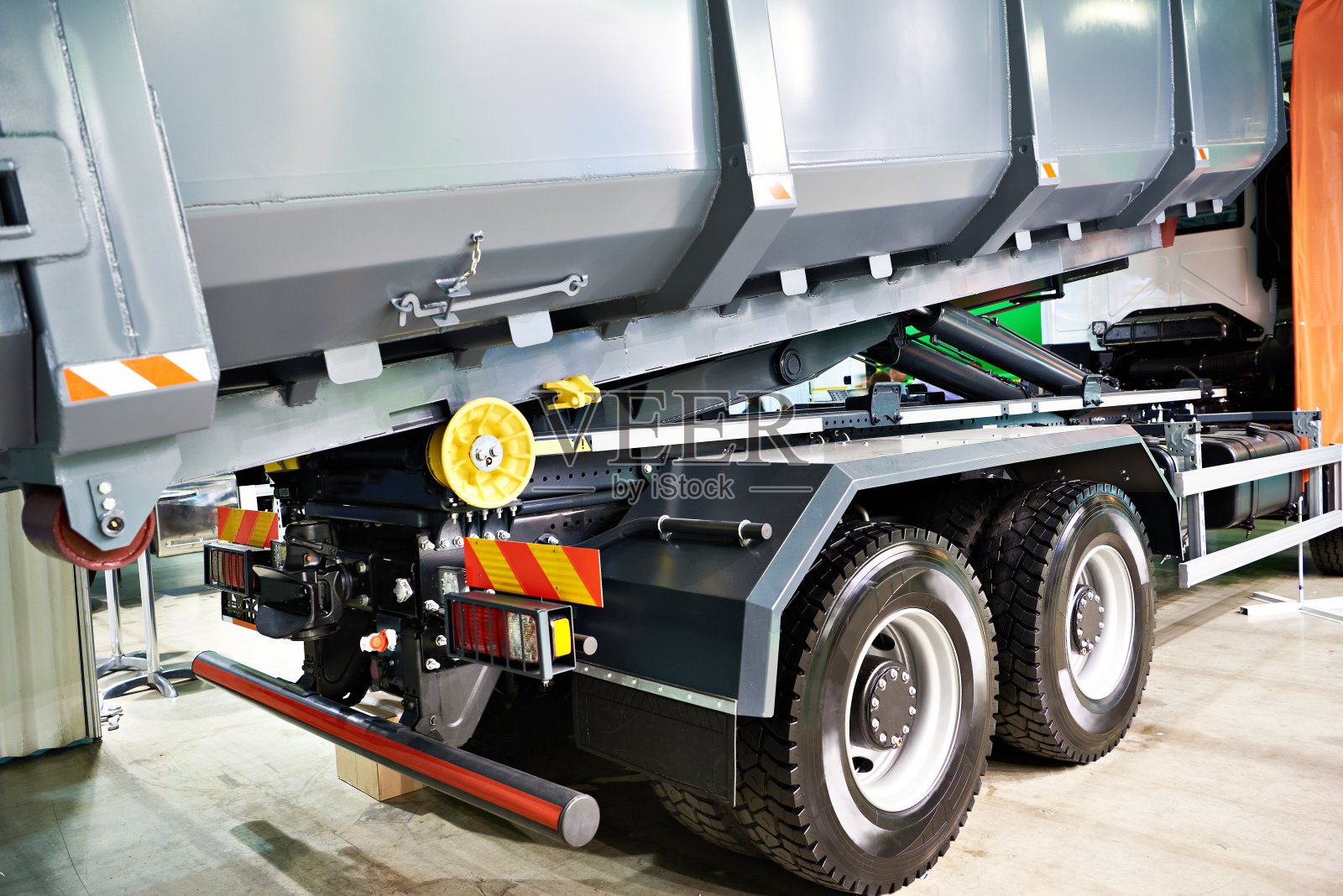 自动倾卸卡车的身体照片摄影图片