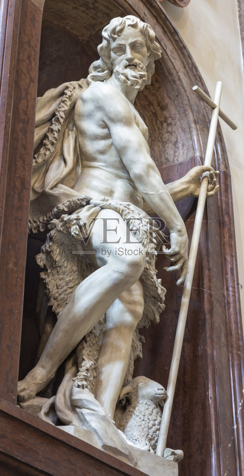 布拉格-阿西西圣方济各教堂的圣约翰浸礼会巴洛克雕像可能是Matěj Václav Jäckel(1655 - 1738)制作的。照片摄影图片