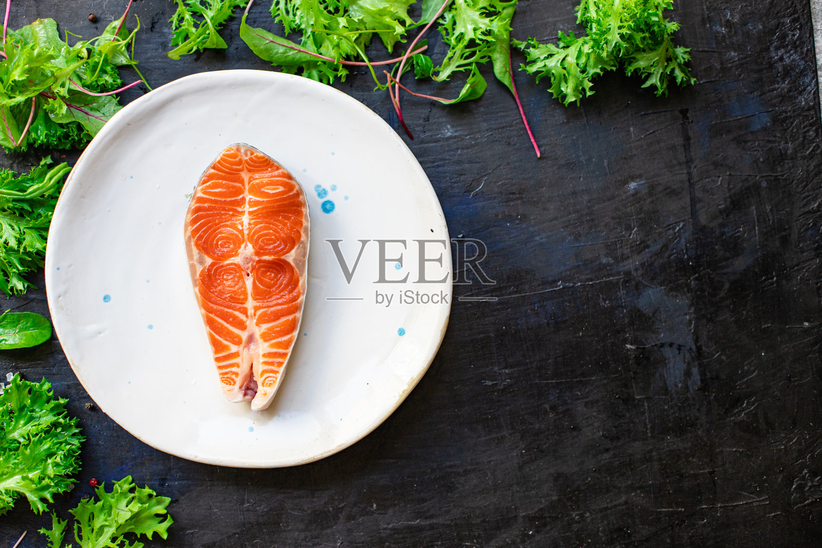 鲑鱼鱼生红牛排里脊海鲜服务大小复制空间文字饮食鱼素食物背景乡村照片摄影图片