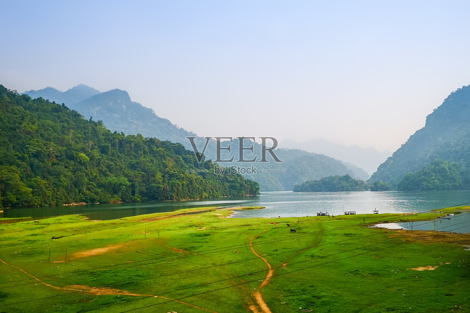 巴贝湖是典型的越南春天景观照片摄影图片