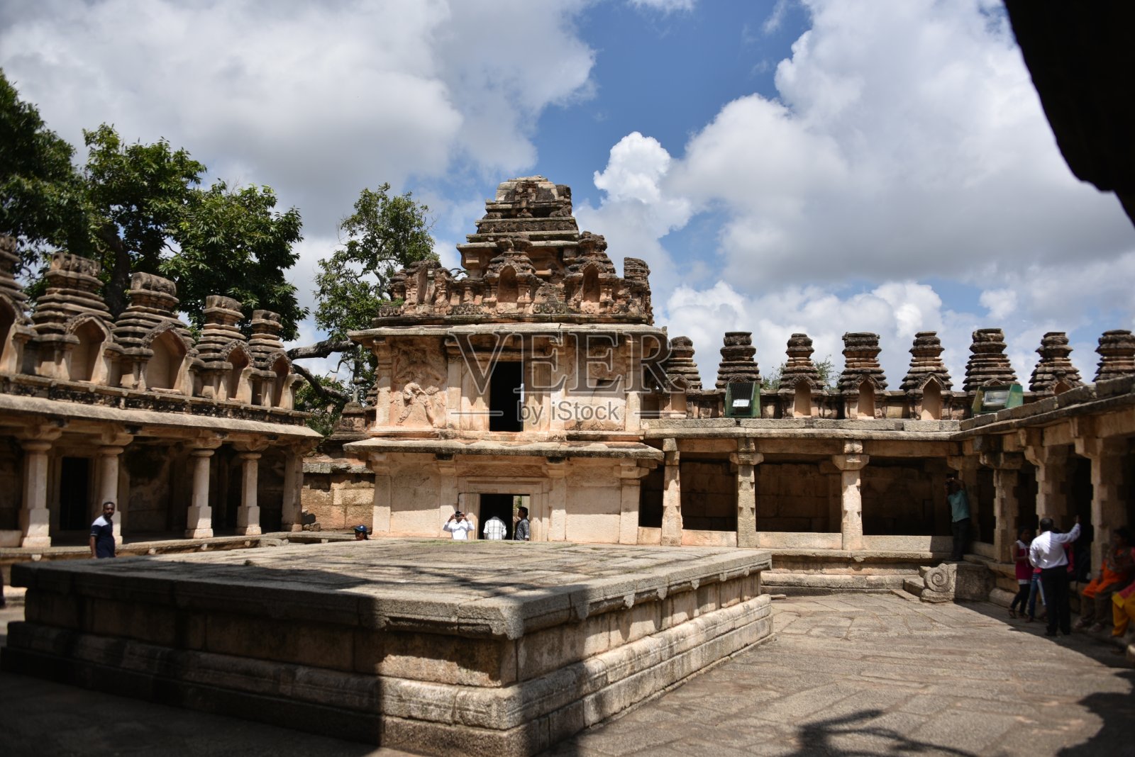 印度卡纳塔克邦的奇拉杜加堡纪念碑和废墟照片摄影图片