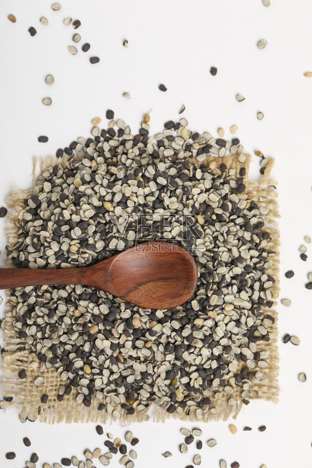 分裂黑扁豆也被称为黑Gram，黑Urad Dal, Vigna Mungo, Urad Bean，照片摄影图片