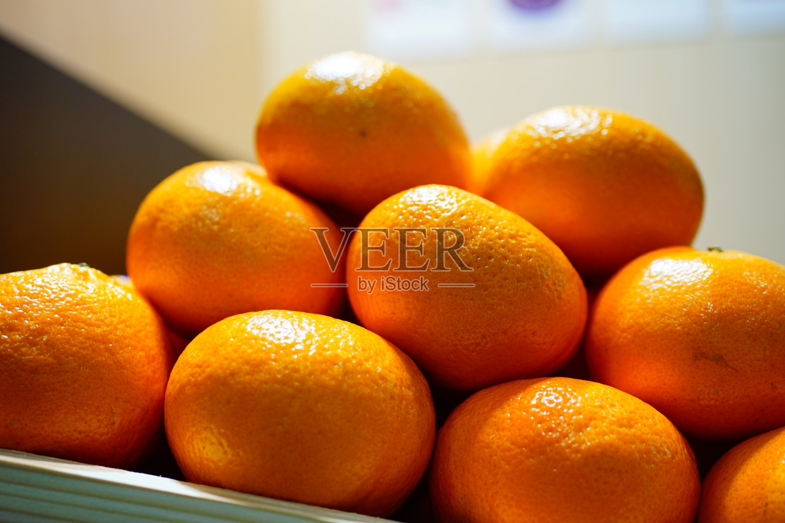 木箱装桔子照片摄影图片