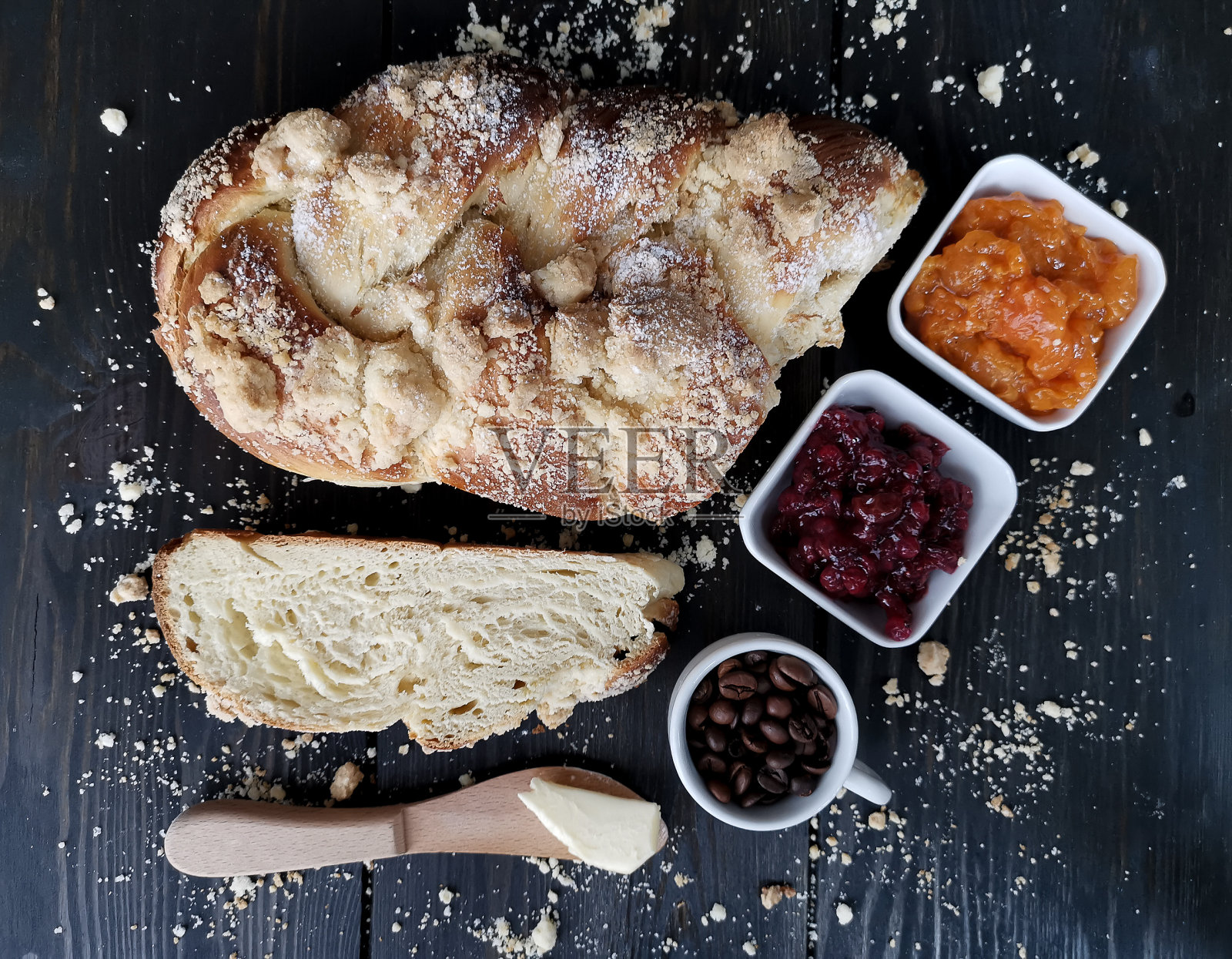 自制的白面包-带果酱的甜点照片摄影图片