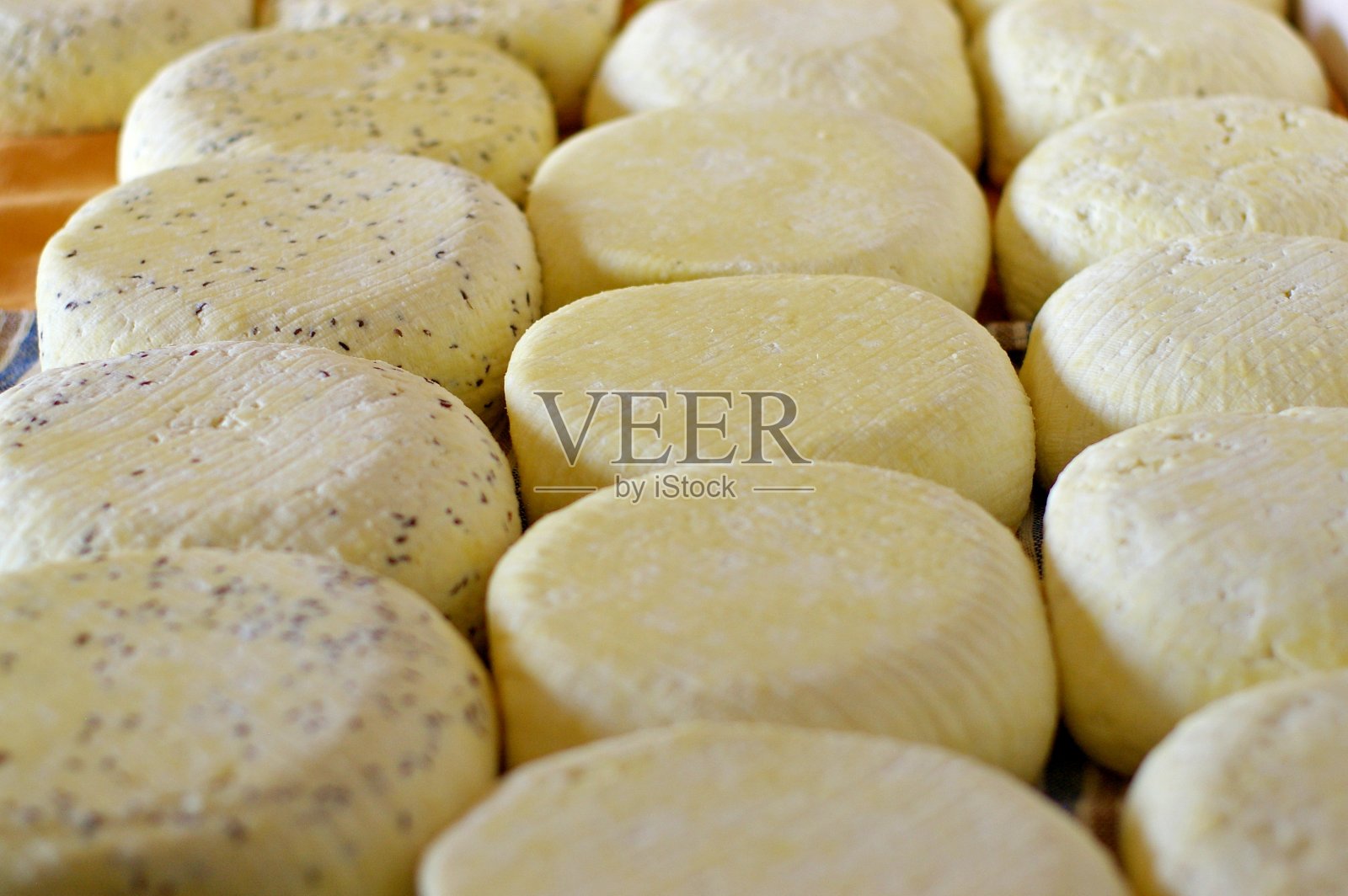 自制的奶酪卷照片摄影图片