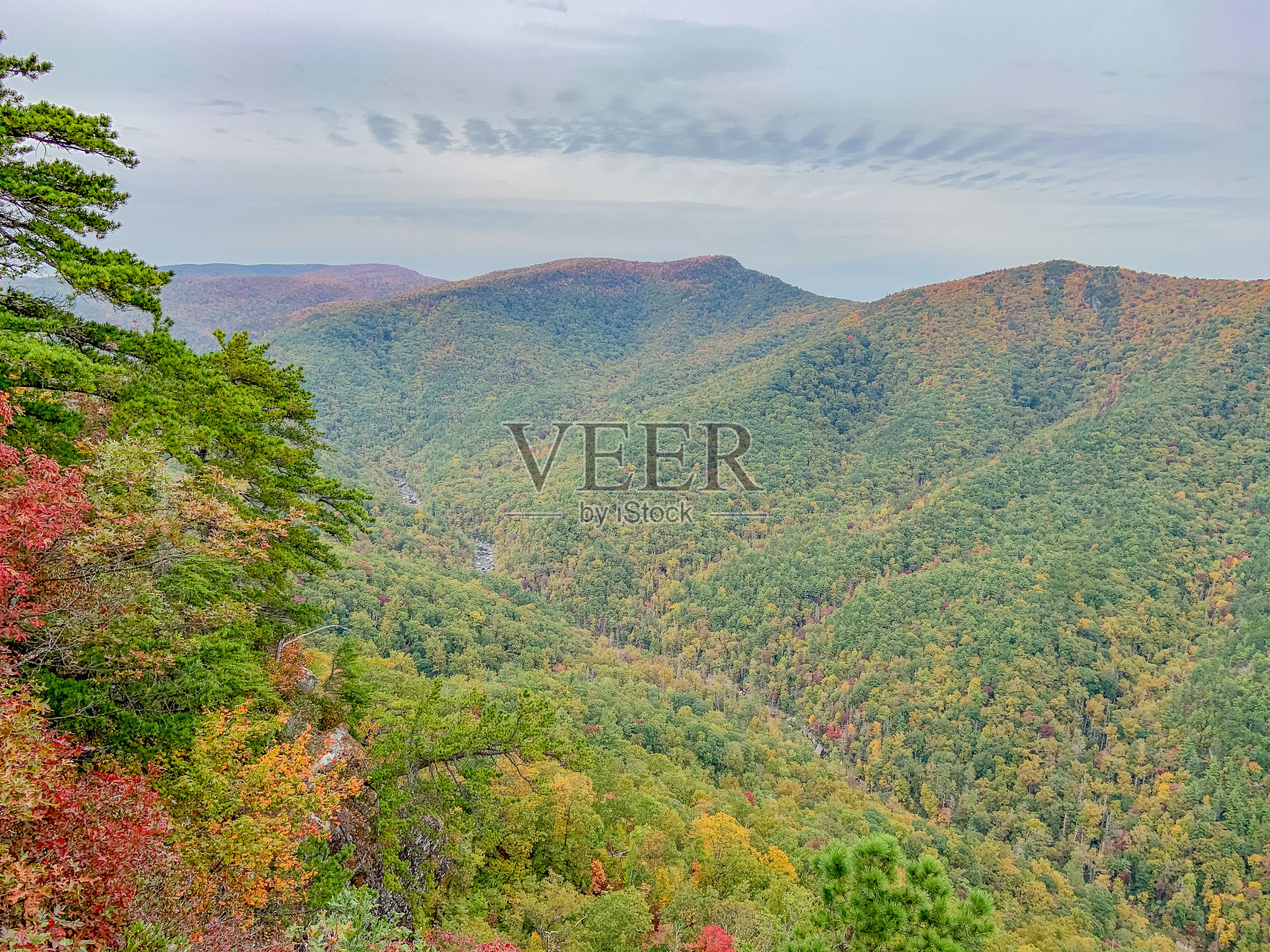 林维尔峡谷荒野初秋照片摄影图片