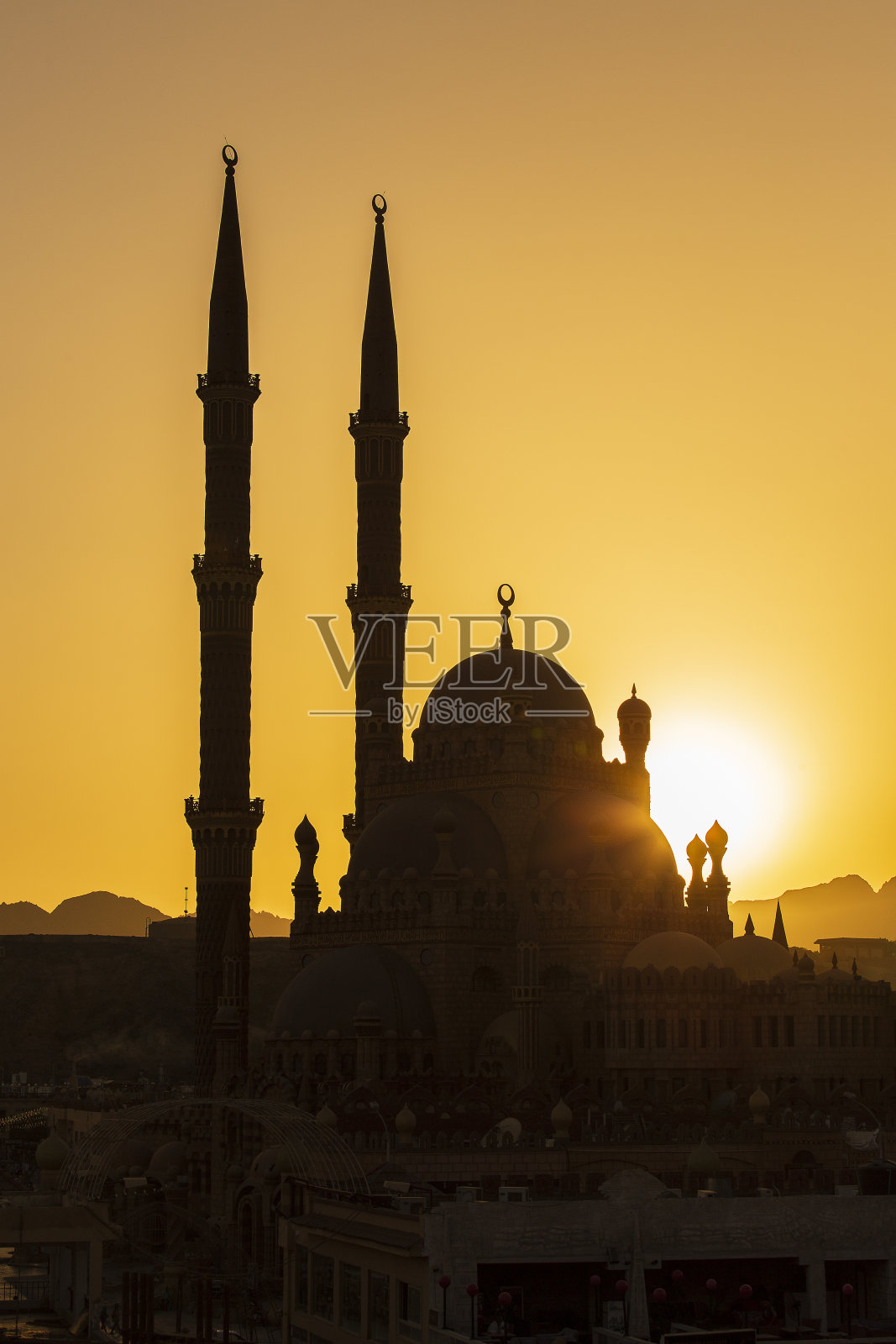 埃及沙姆沙伊赫萨哈巴清真寺日落剪影照片摄影图片