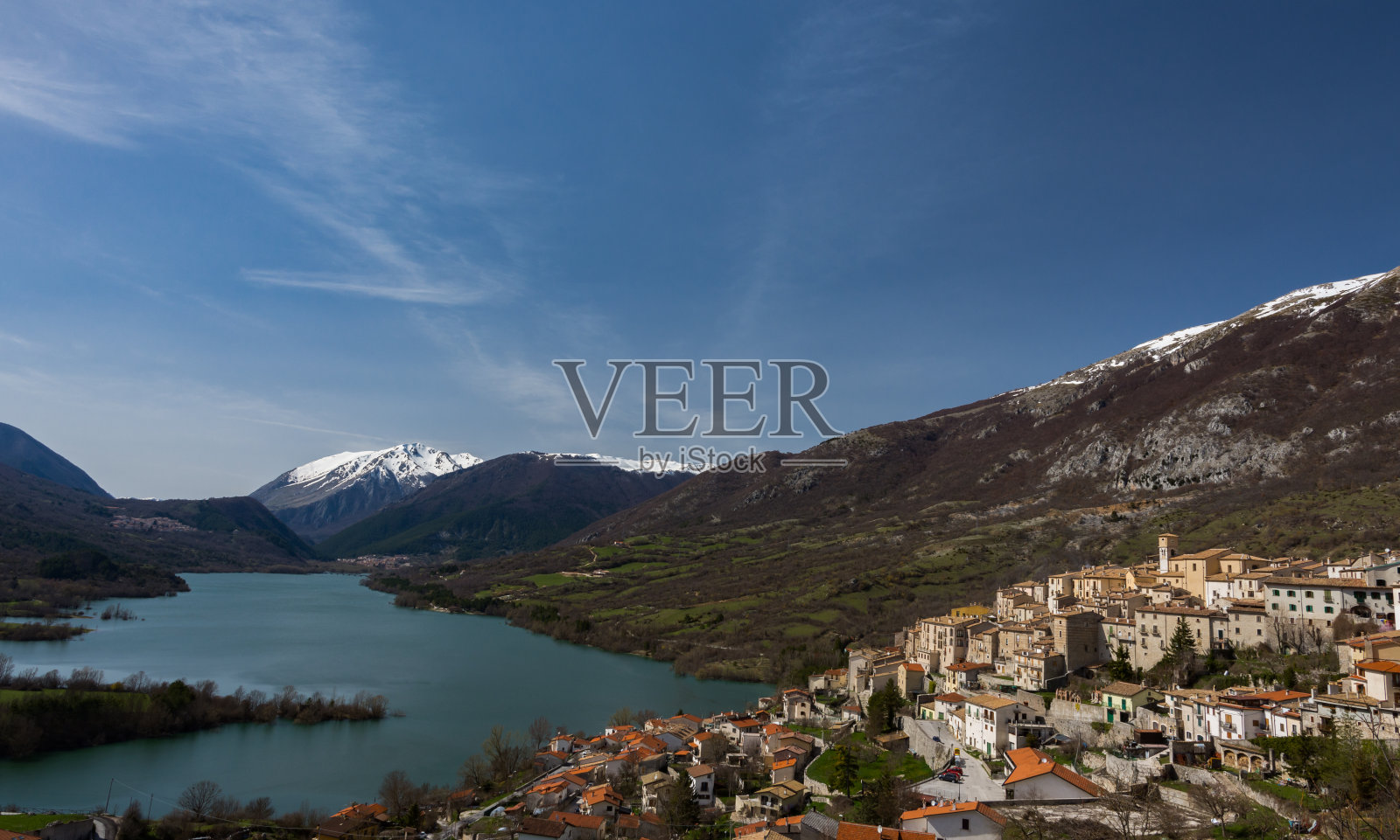 Barrea。意大利阿布鲁佐拉奎拉省有705名居民的自治市照片摄影图片