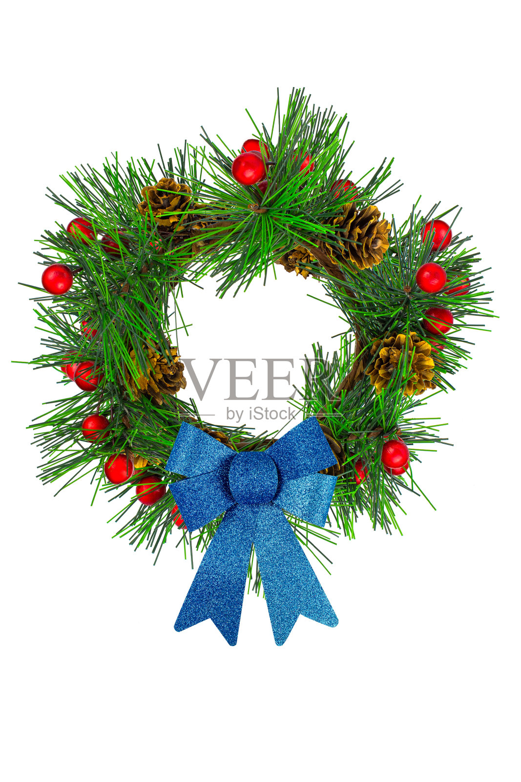 装饰框架的云杉树枝和丰富多彩的新年装饰周围的边缘。照片摄影图片