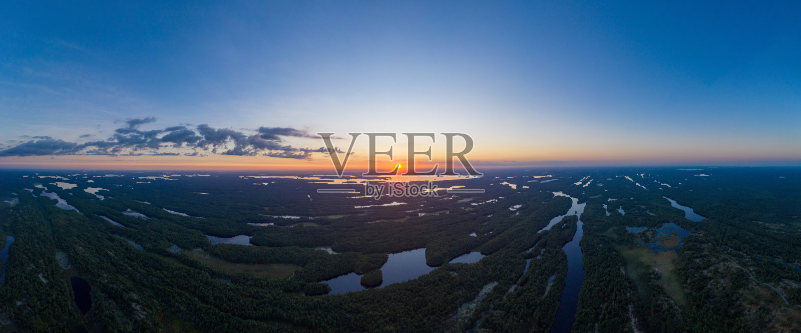 Muskoka Torrance Barrens暗天保护区和高地池塘，Gravenhurst，加拿大照片摄影图片