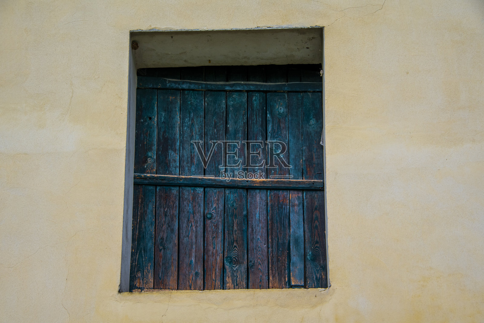 谷仓窗口照片摄影图片