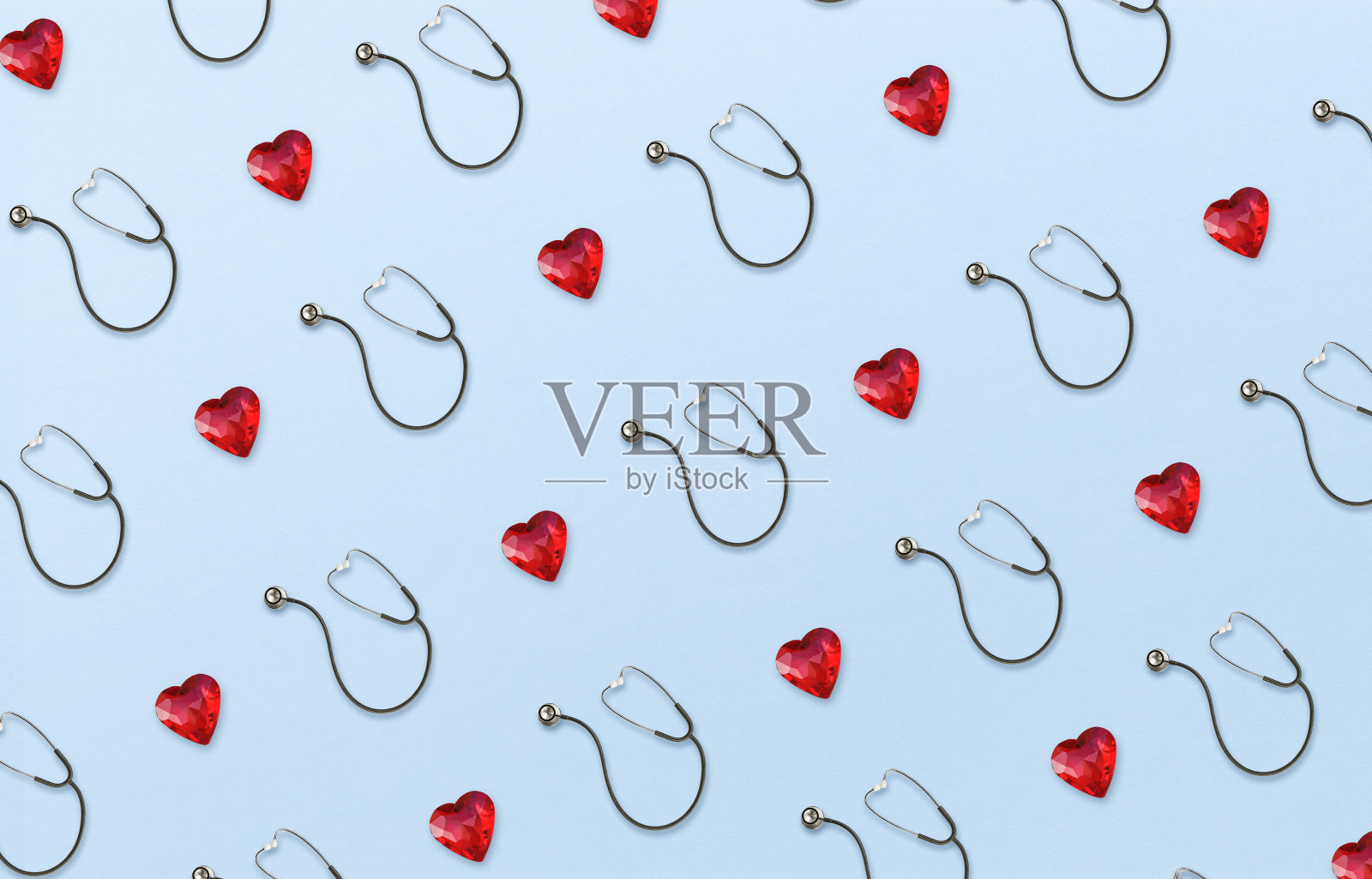 听诊器和心脏照片摄影图片