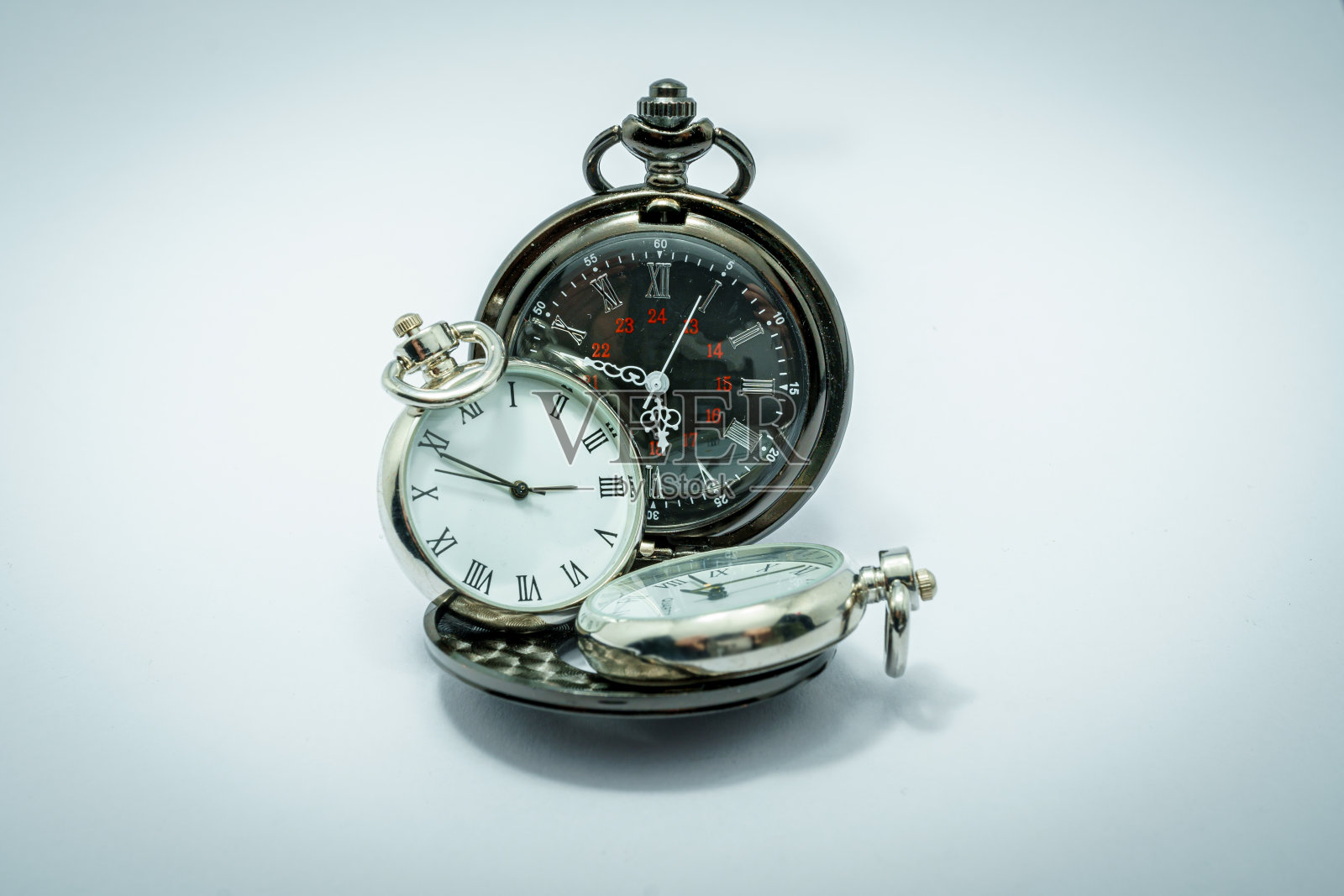 从时间和空间的角度看时钟照片摄影图片
