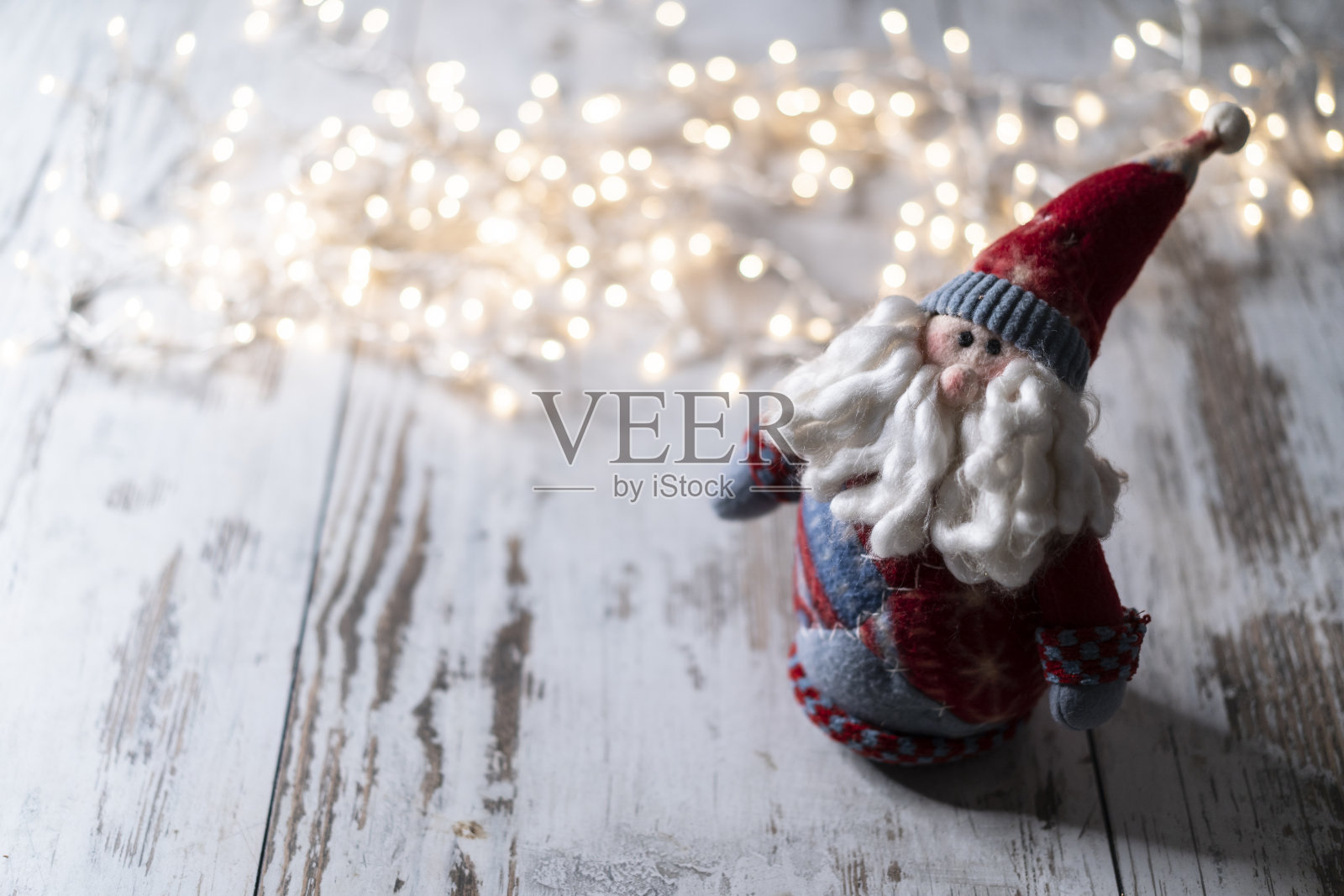 桌上圣诞装饰特写照片摄影图片