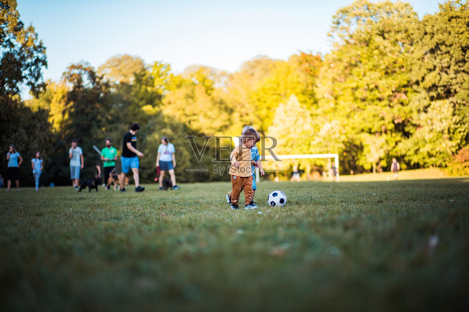足球的时候了。照片摄影图片
