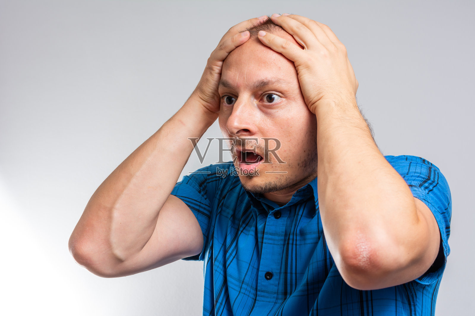 感到震惊。照片摄影图片