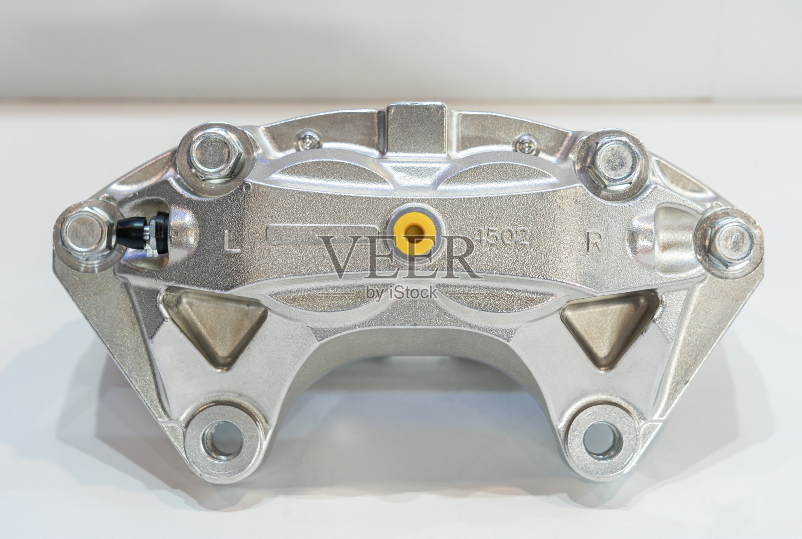 白色背景上的车辆部分照片摄影图片