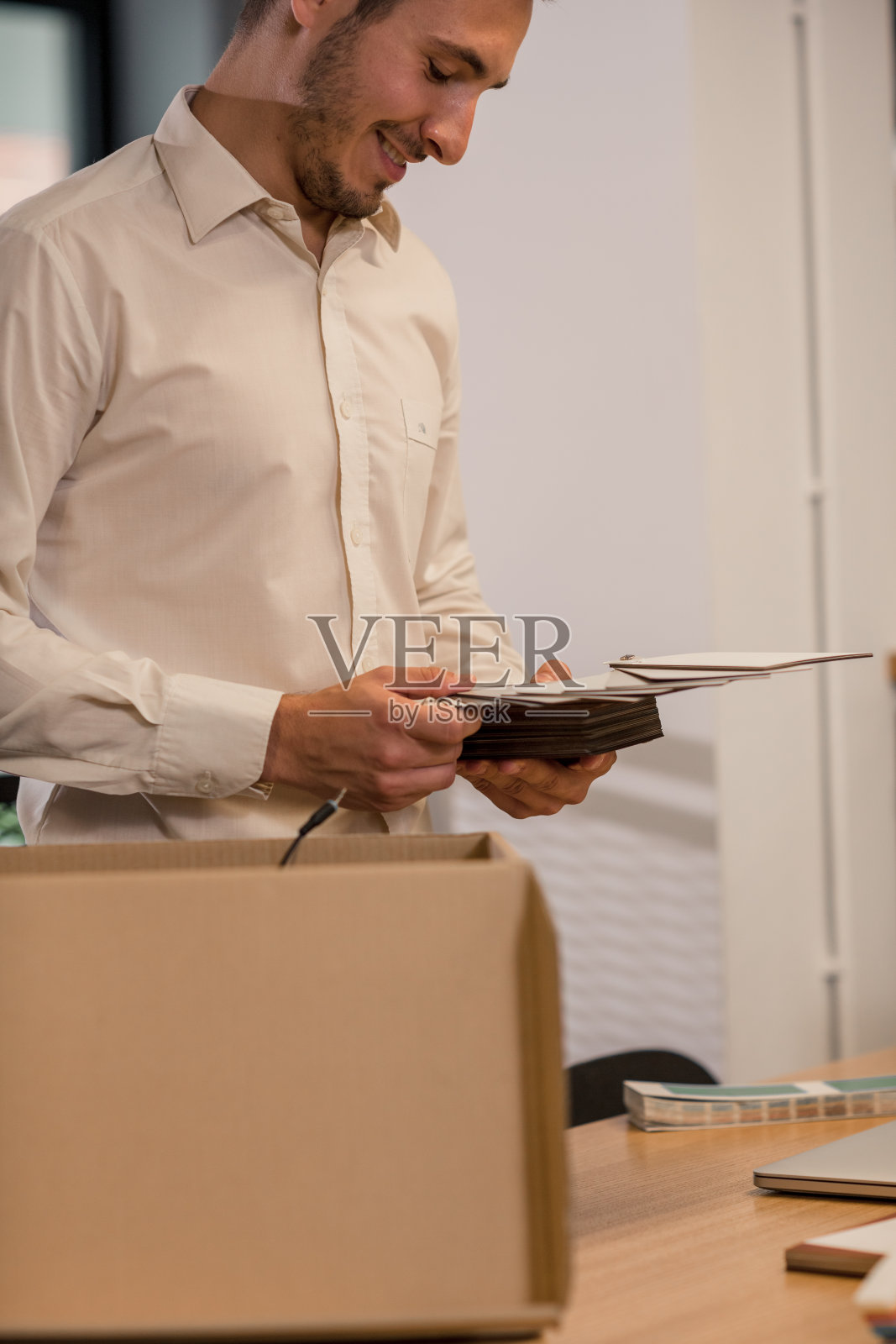 开始一份新工作总是令人兴奋的照片摄影图片