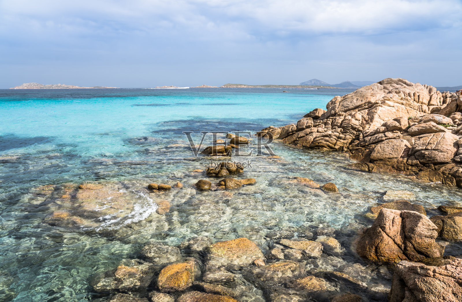 反复无常的海滩，撒丁岛，意大利照片摄影图片