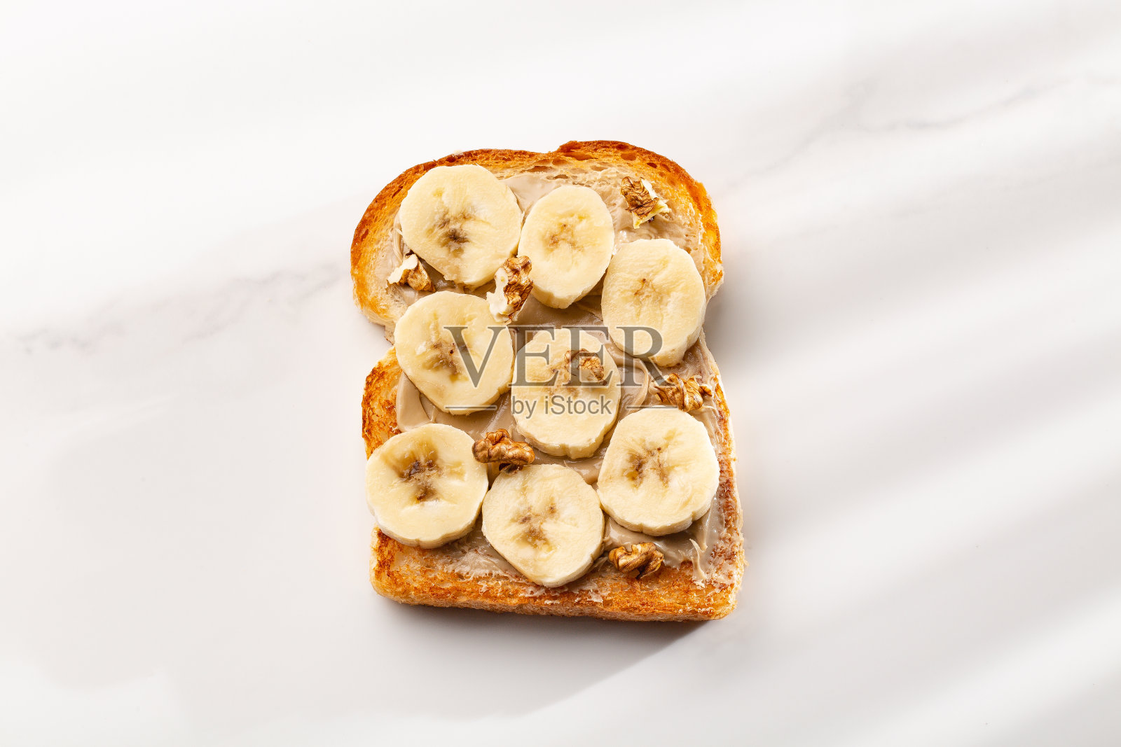早餐项目花生黄油和香蕉烤面包照片摄影图片
