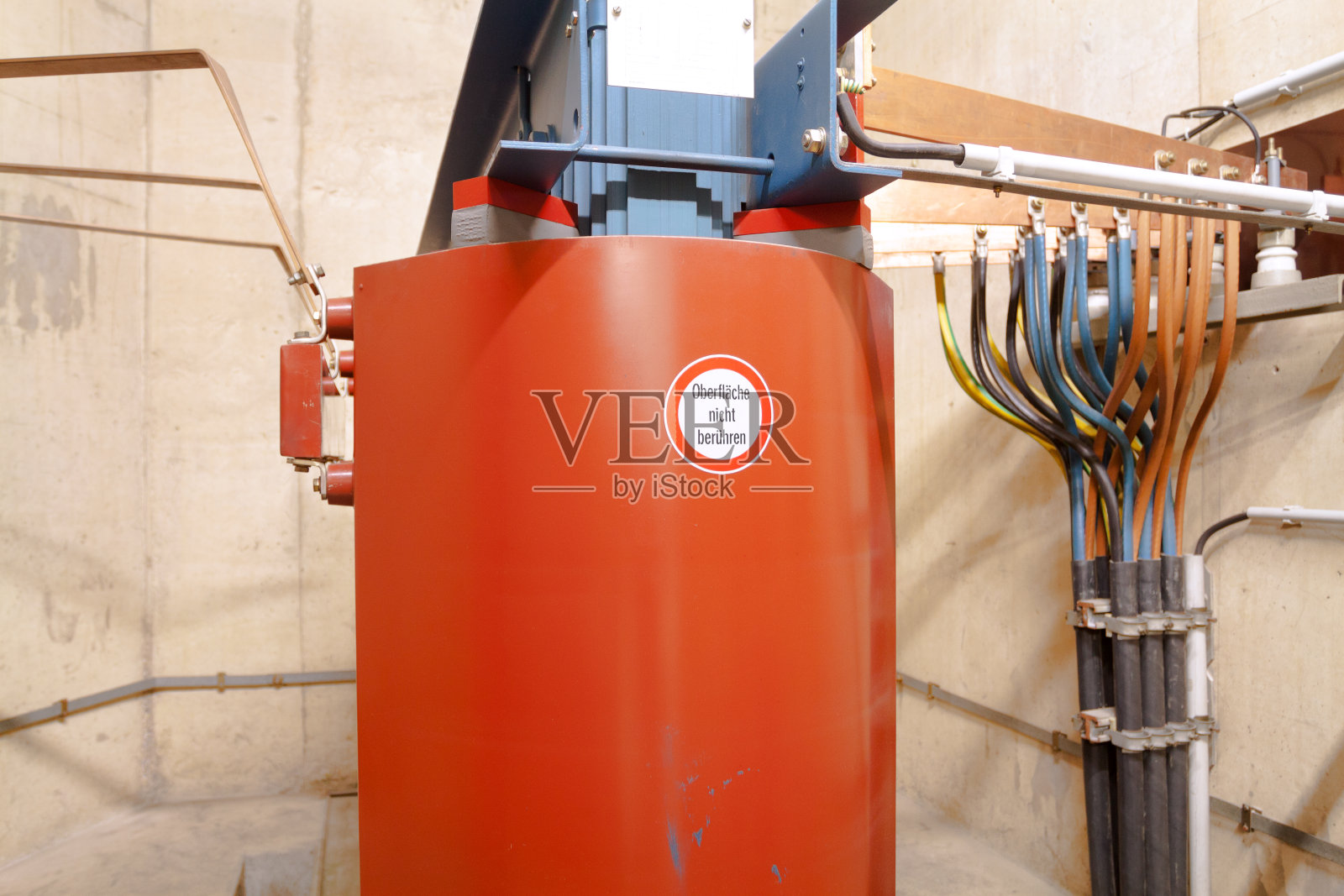 高电压互感器照片摄影图片