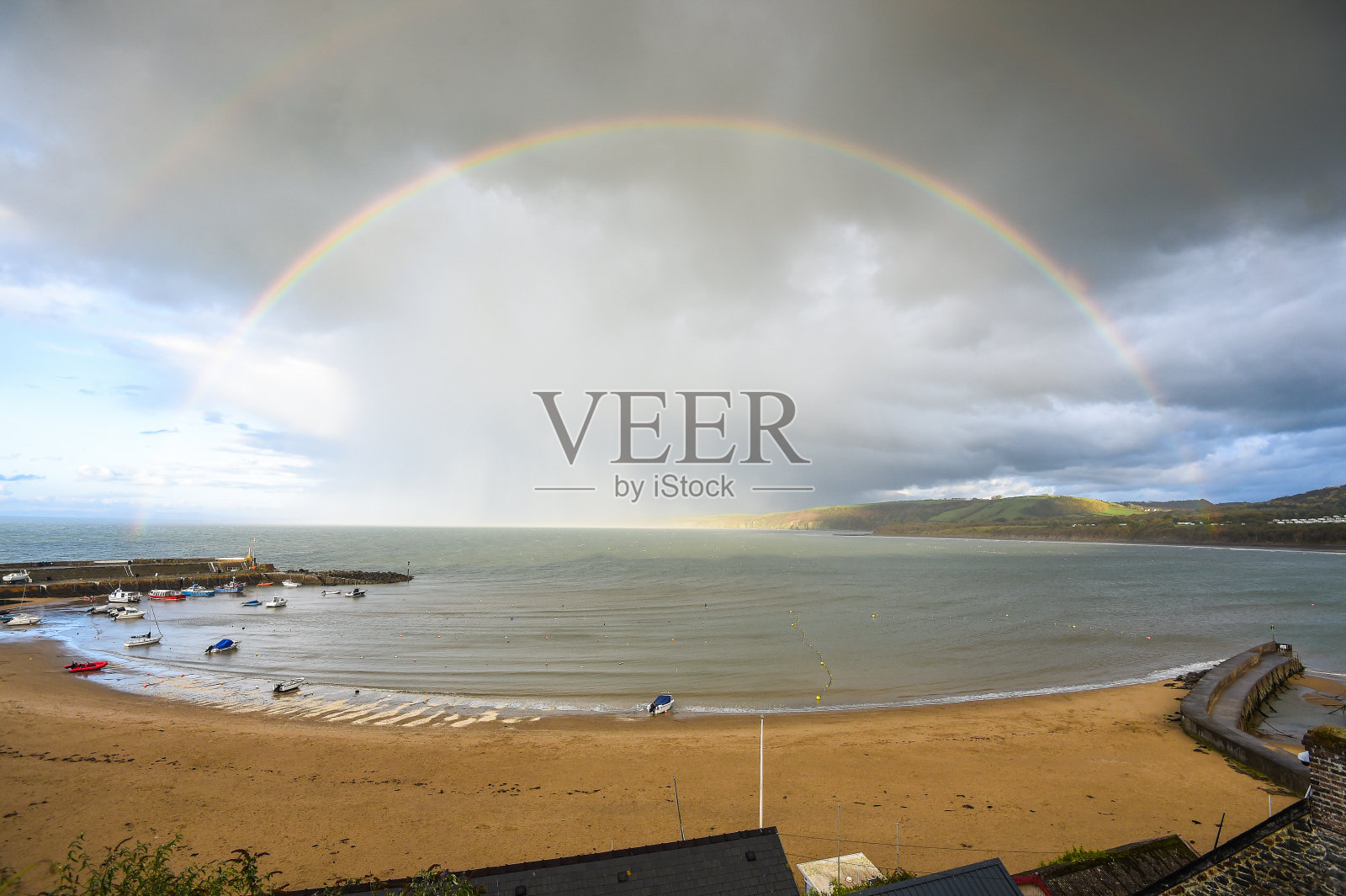 海湾上的彩虹照片摄影图片