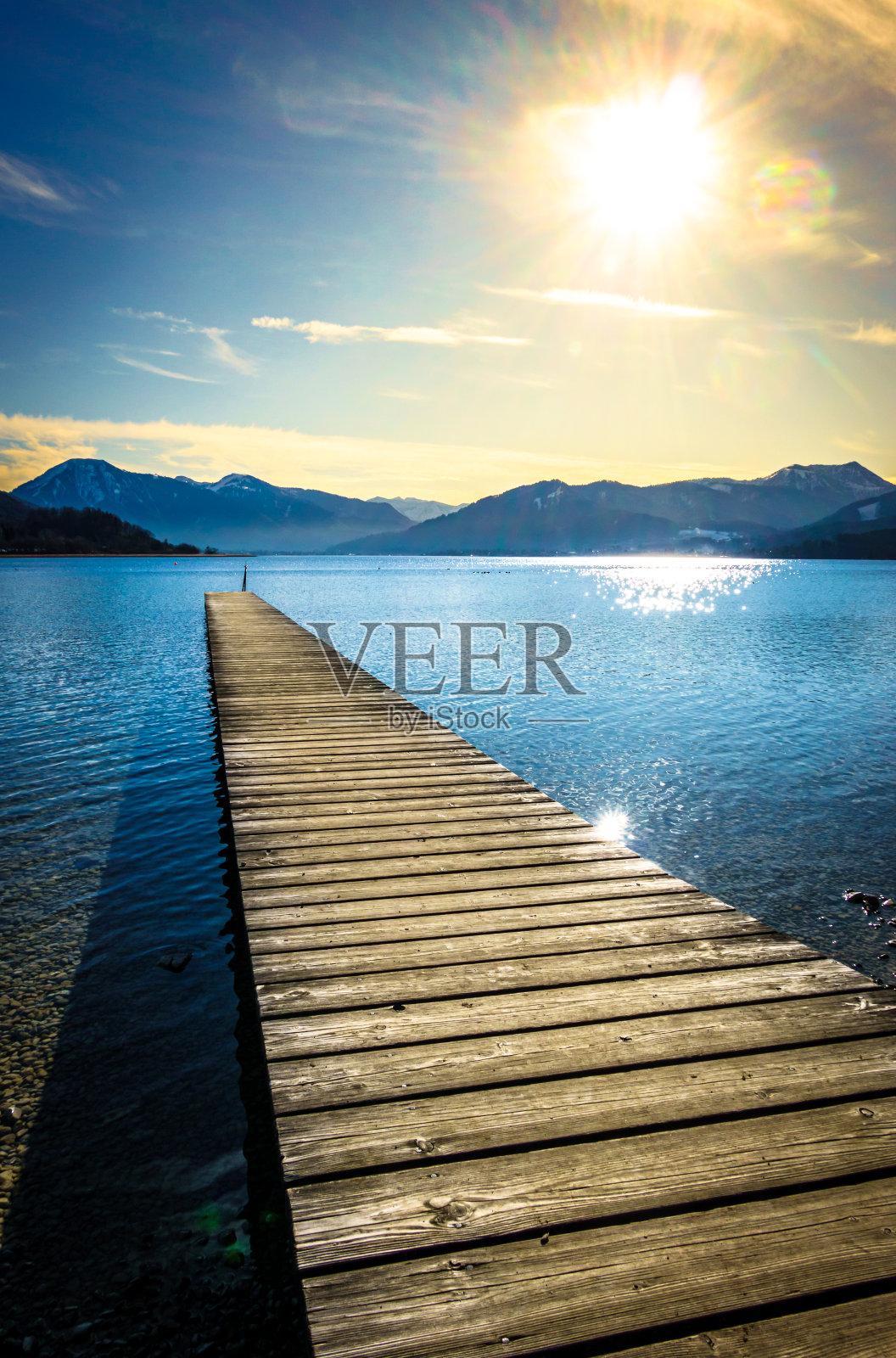 德国巴伐利亚的特根西湖照片摄影图片