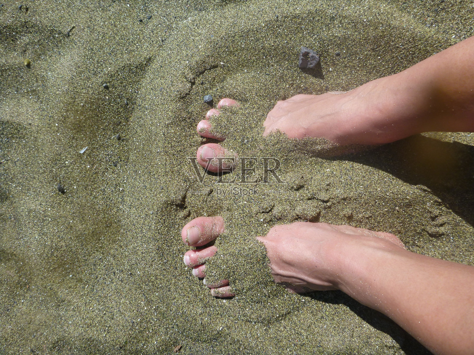 绿色的沙滩照片摄影图片