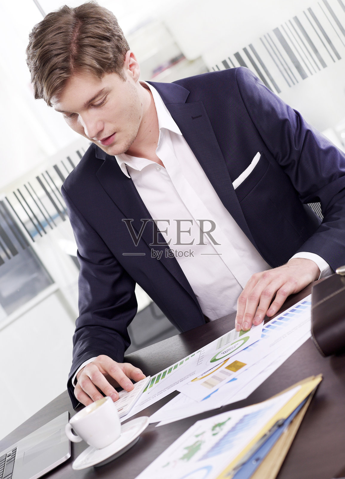 财务报告照片摄影图片