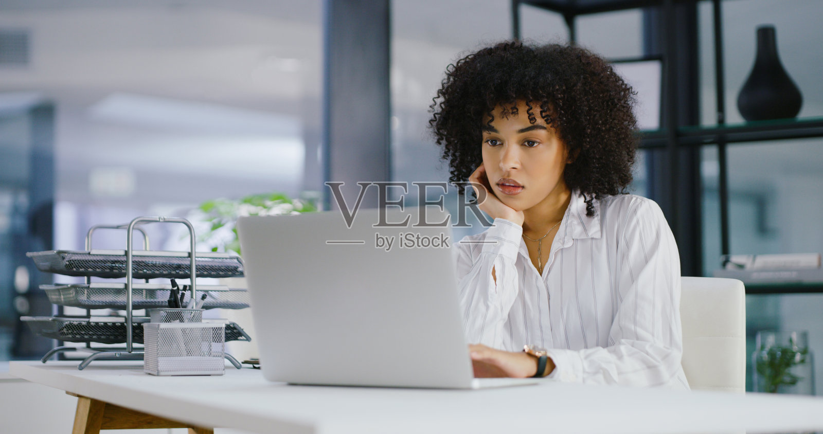 成功比你想象的更接近照片摄影图片