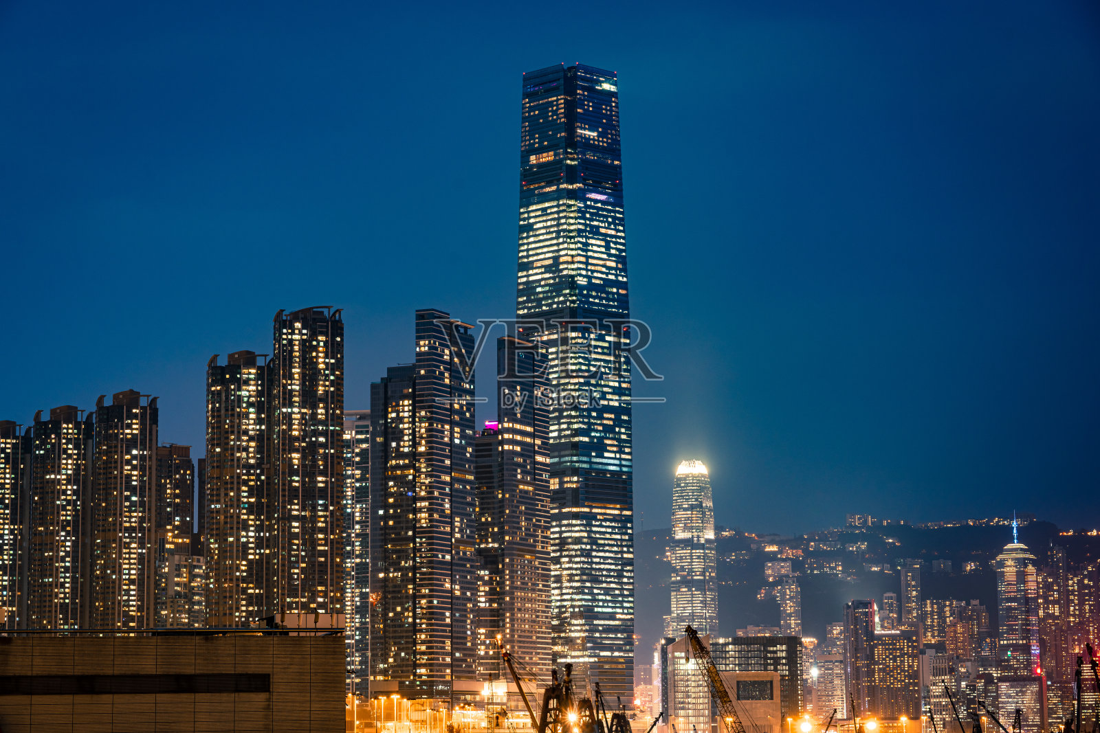 香港国际商业中心夜景照片摄影图片