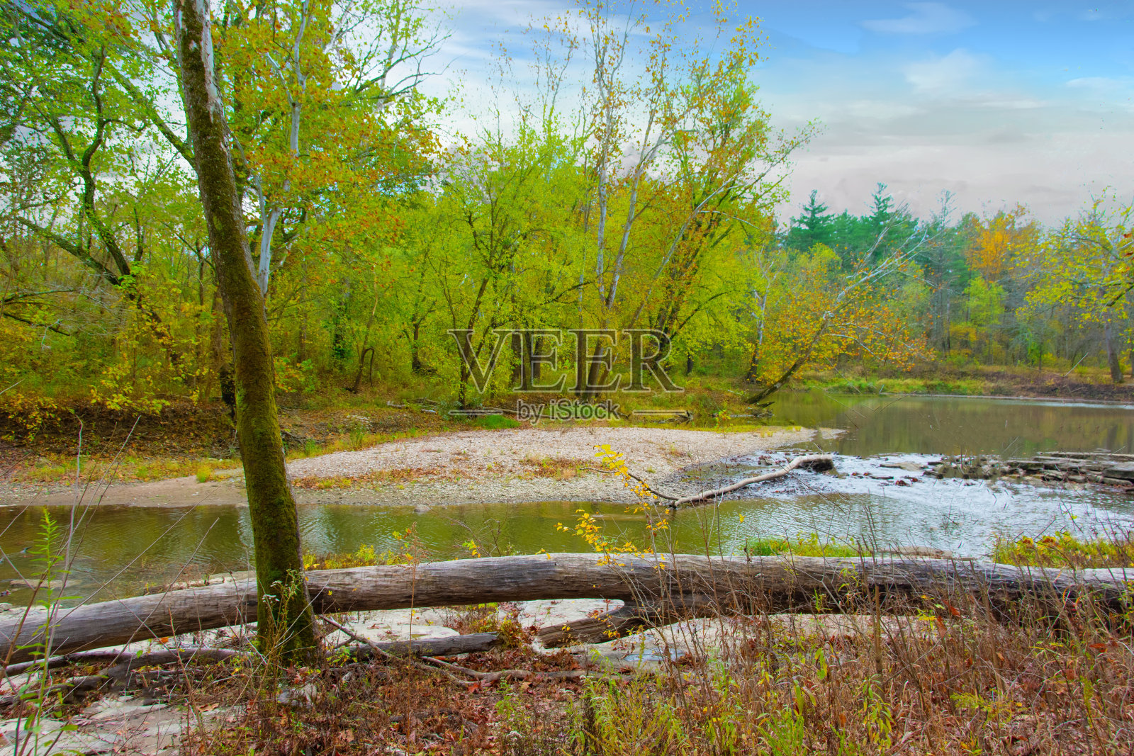 印第安纳州欧文县美丽的米尔溪照片摄影图片