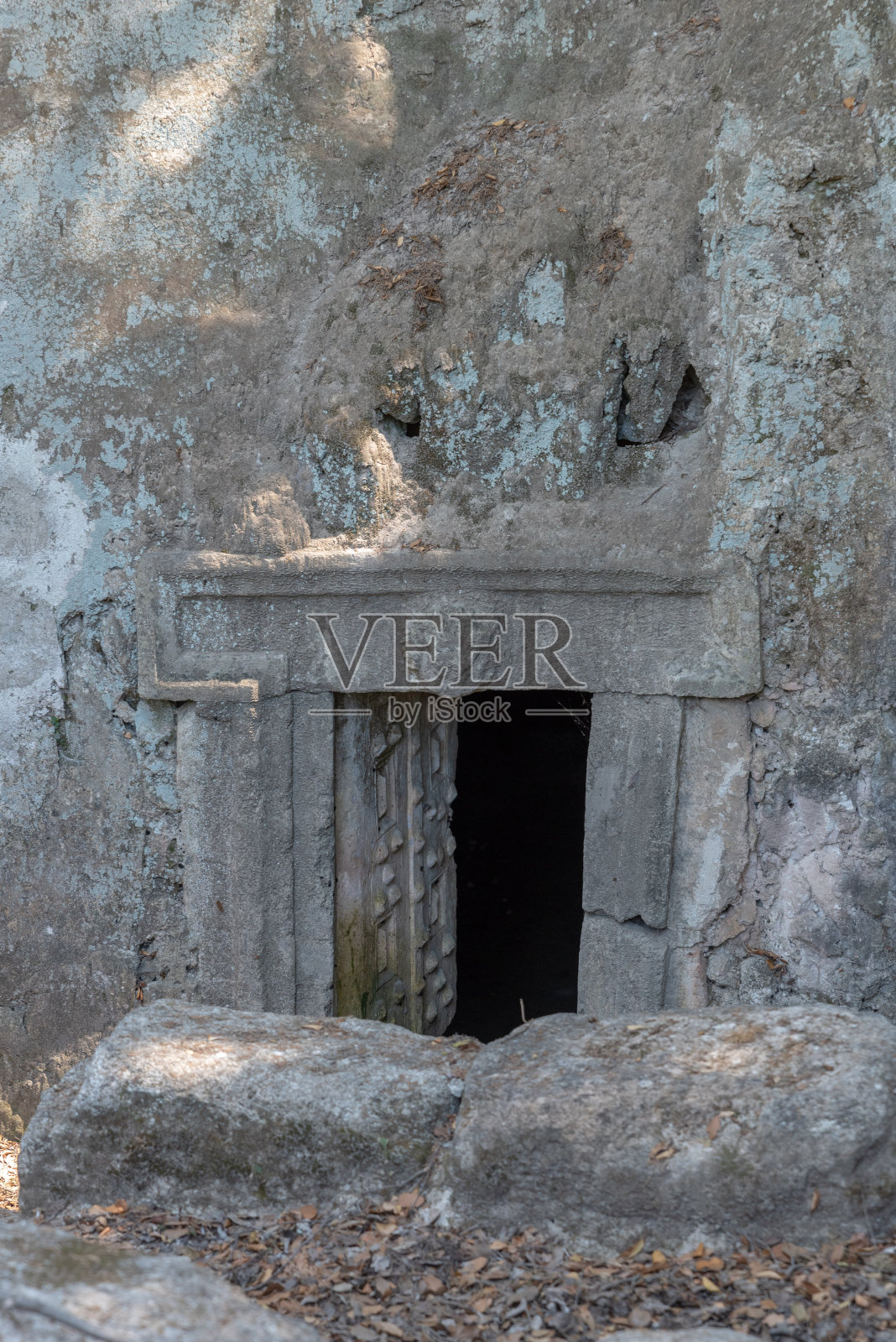 以色列提冯基里亚特贝特谢阿里姆的布商洞穴照片摄影图片