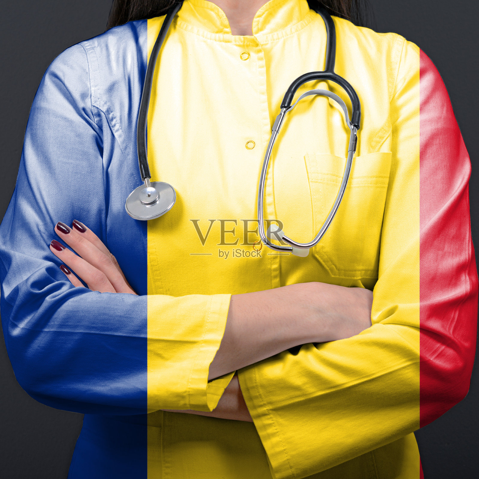 医生代表医疗系统与罗马尼亚国旗照片摄影图片