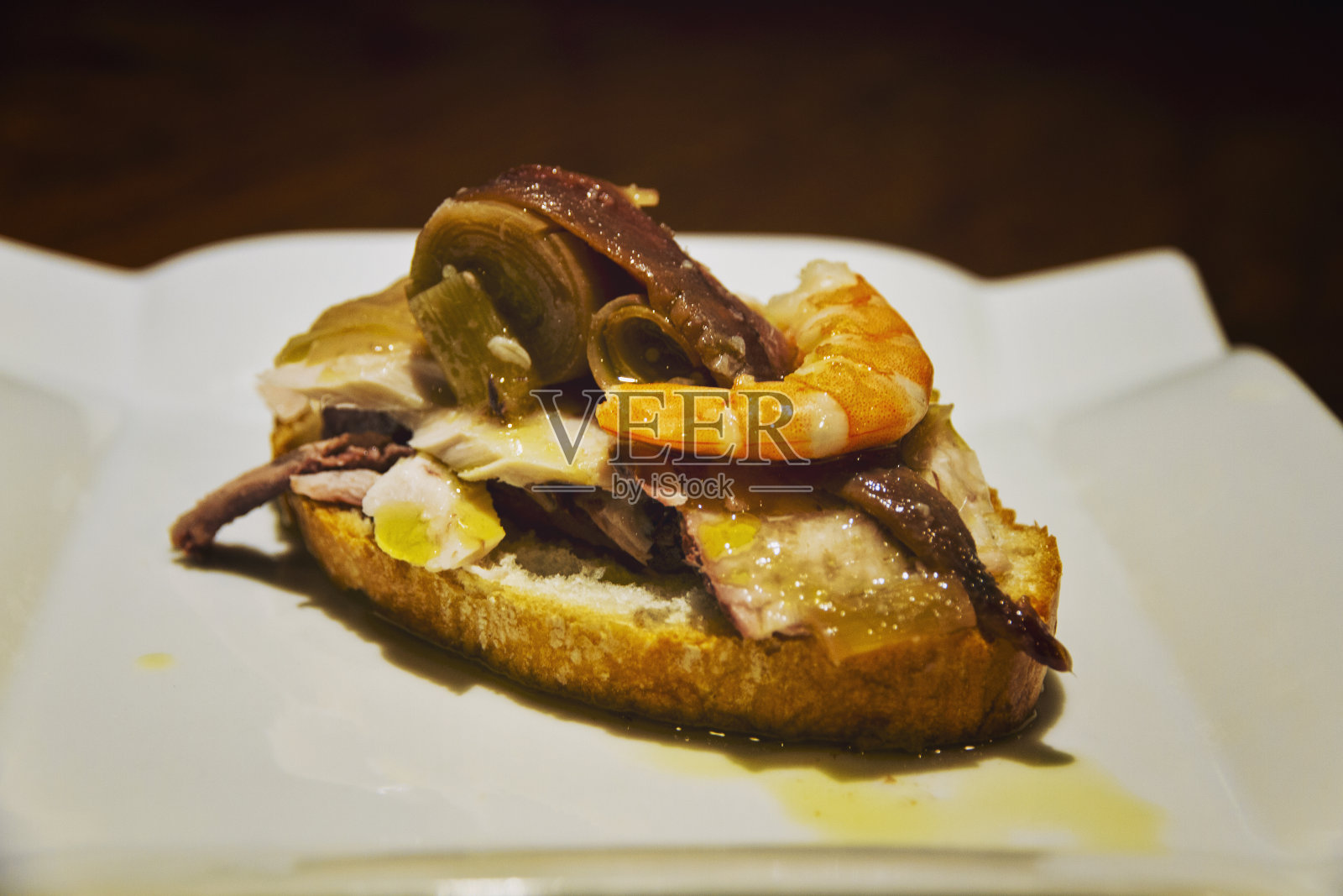 凤尾鱼串照片摄影图片