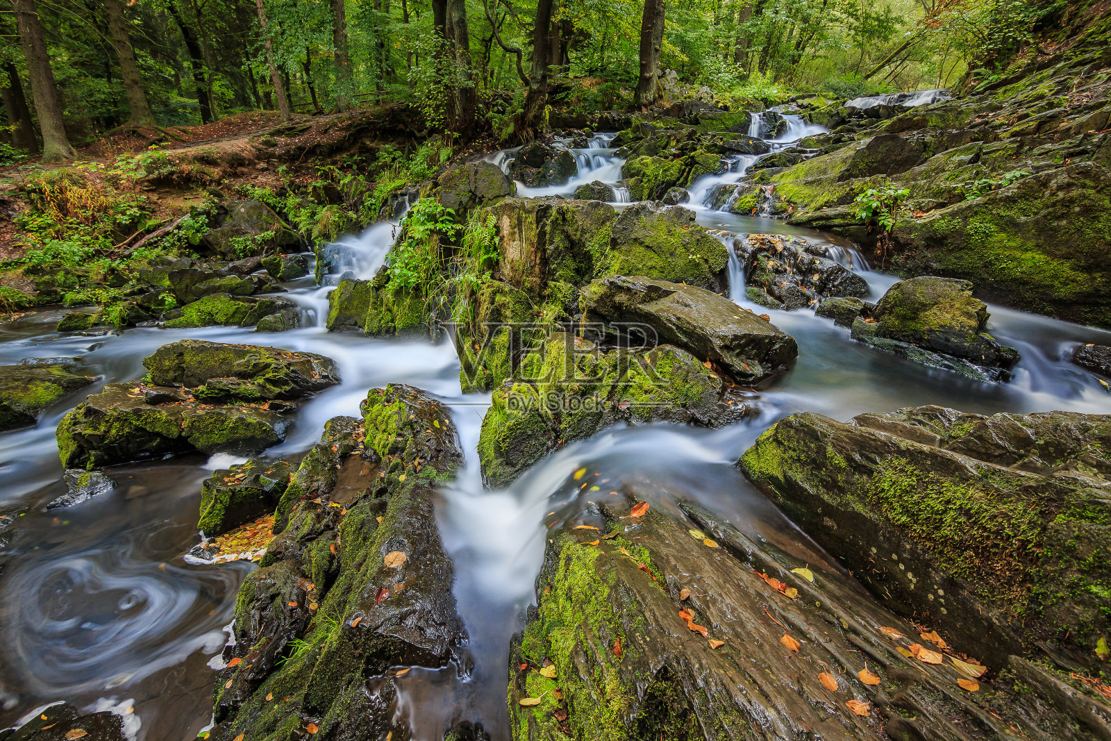 哈尔茨的塞尔克瀑布照片摄影图片
